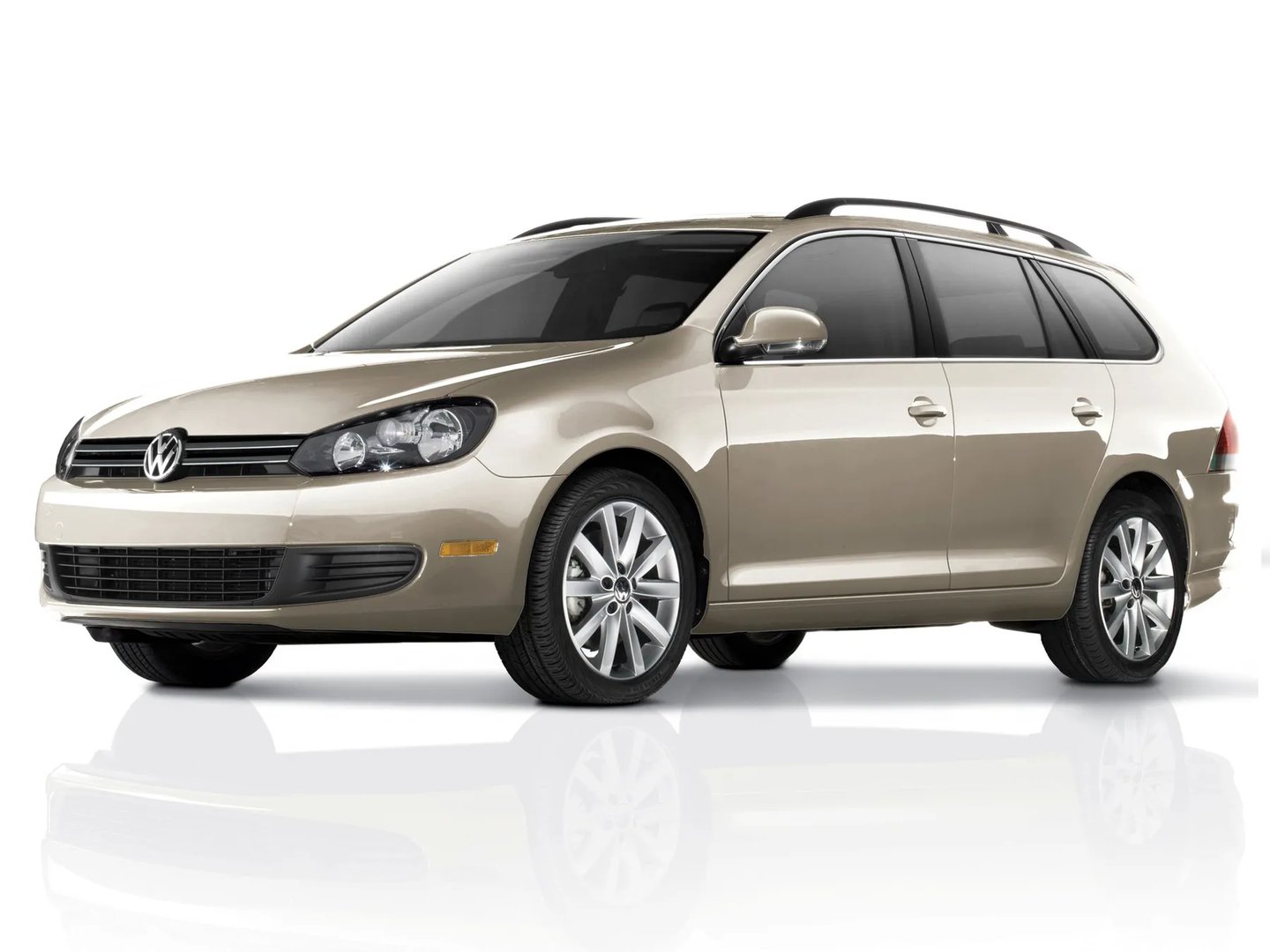 Volkswagen_Jetta_6_generation__Estate_5-door__5.jpg