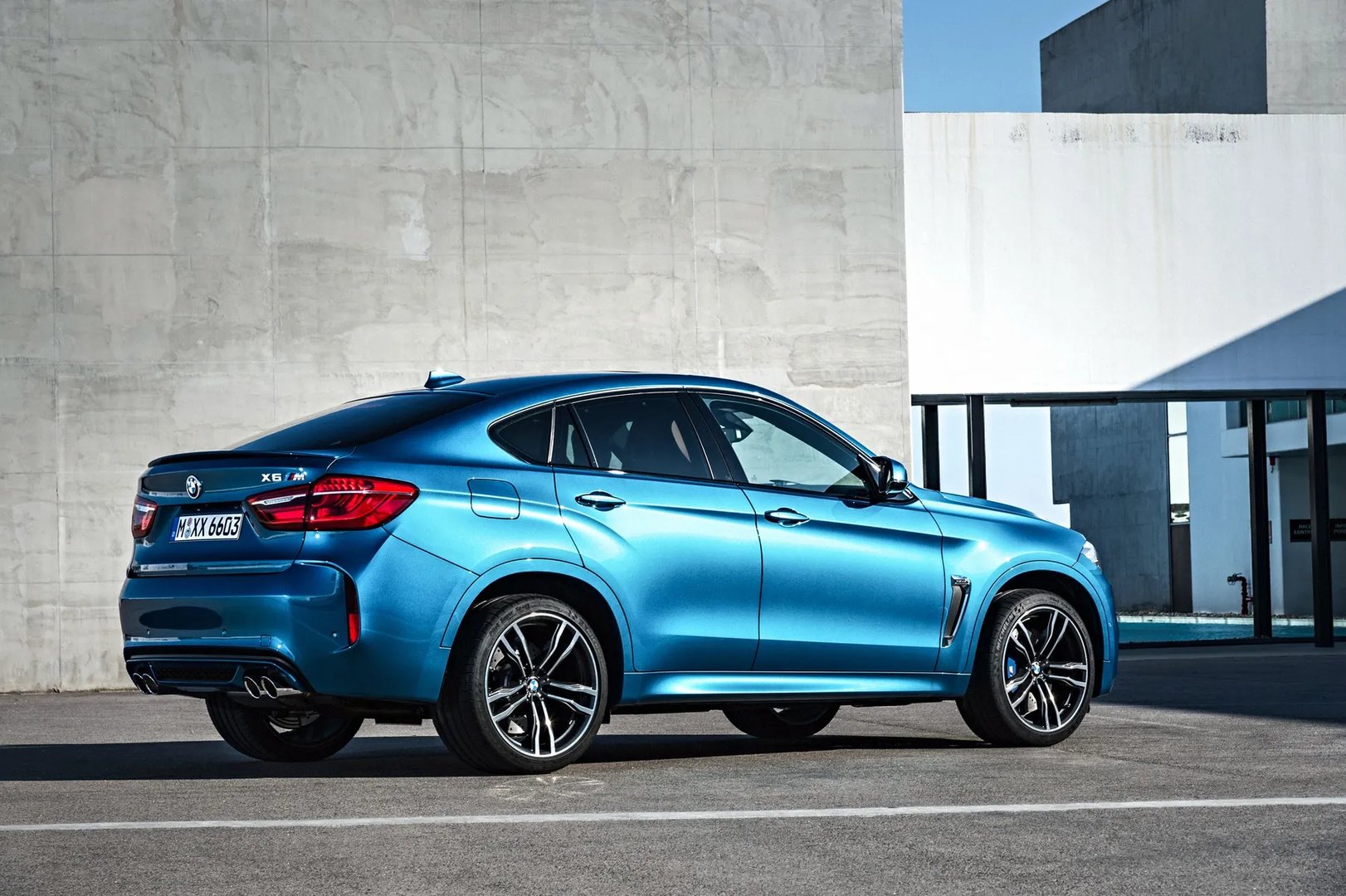 BMW_X6_M_2_generation__SUV_5-doors__9.jpg