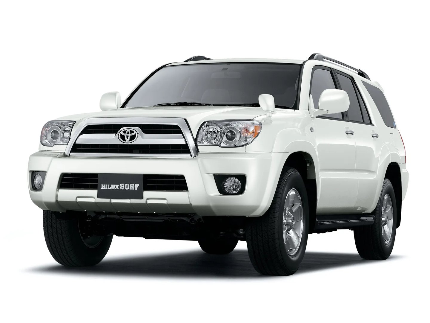 Toyota_Hilux_Surf_4_generation__SUV_5-doors__5.jpg