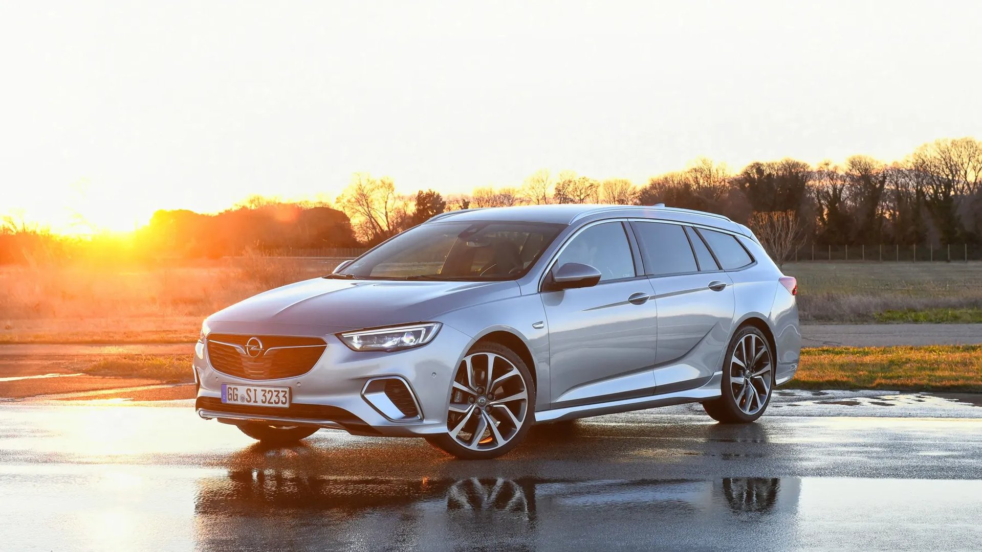 Opel_Insignia_2_generation__Estate_5-door__5.jpg
