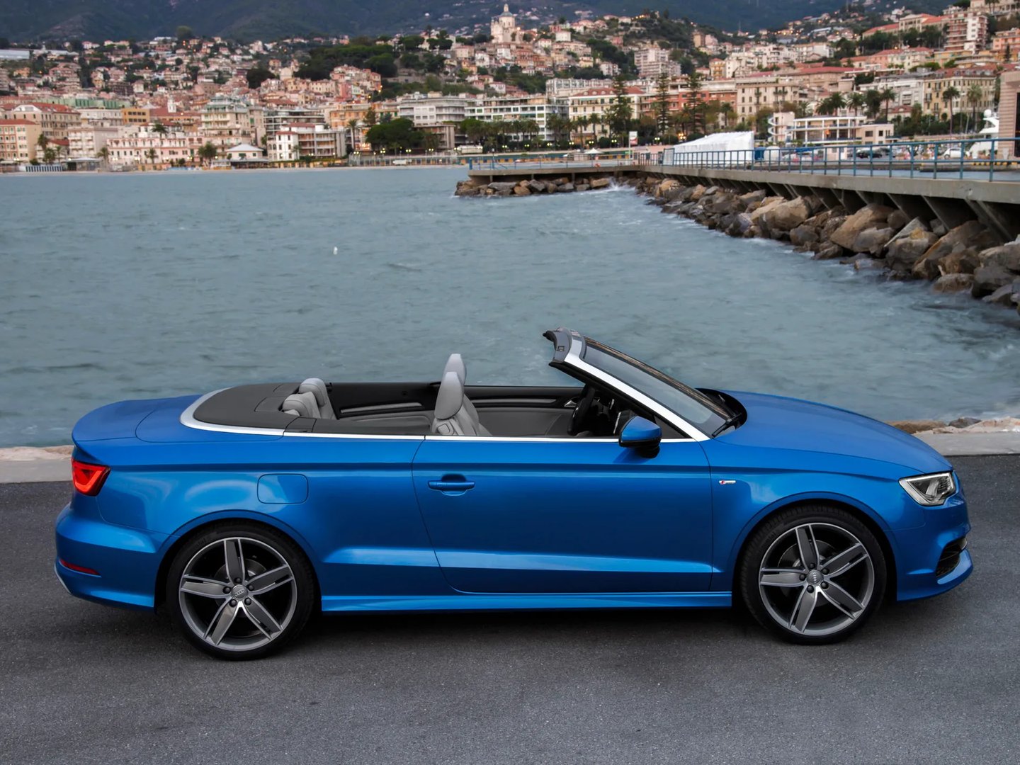 Audi_A3_3_generation__Cabrio__9.jpg