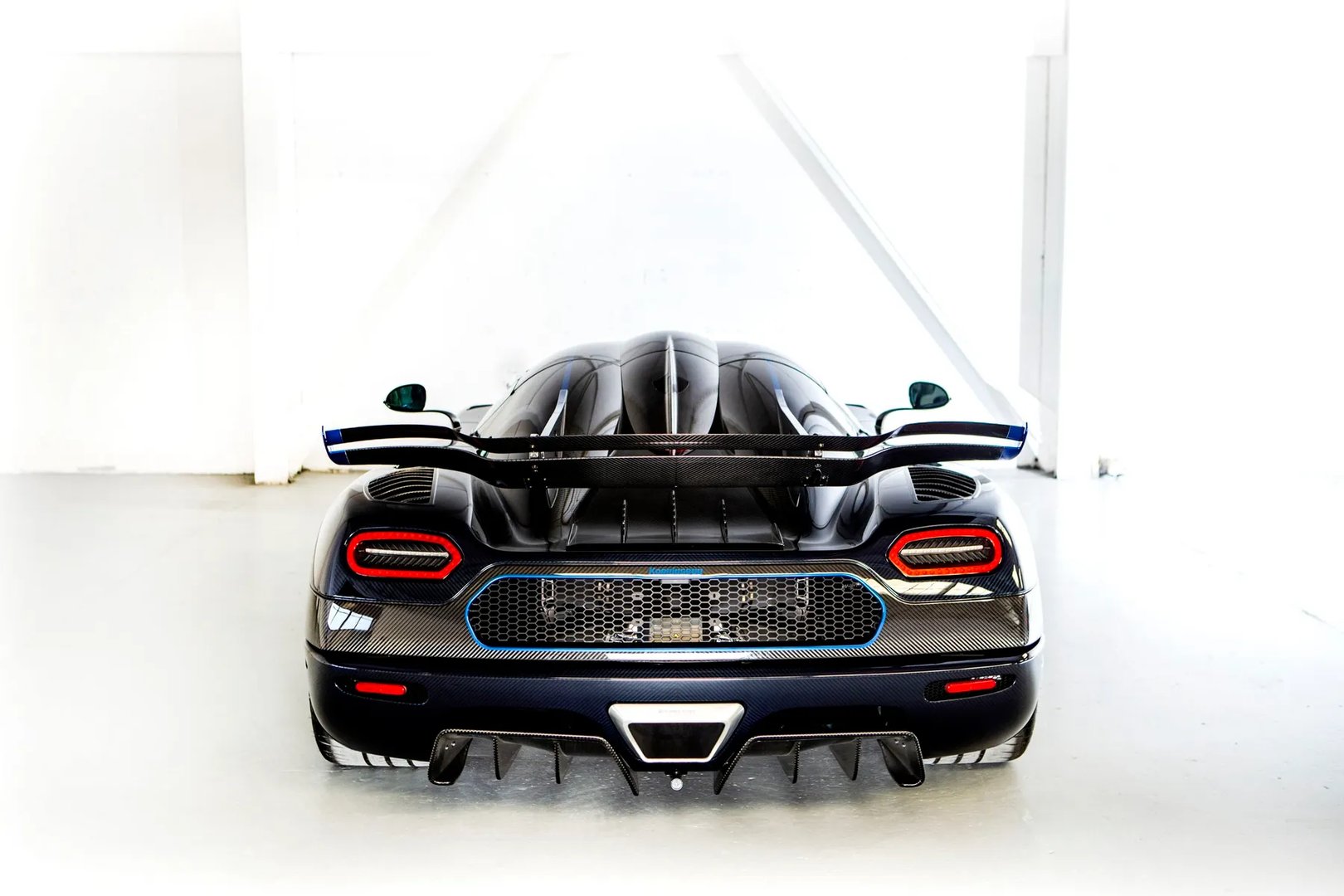 Koenigsegg_One:1_1_generation__Coupe__7.jpg
