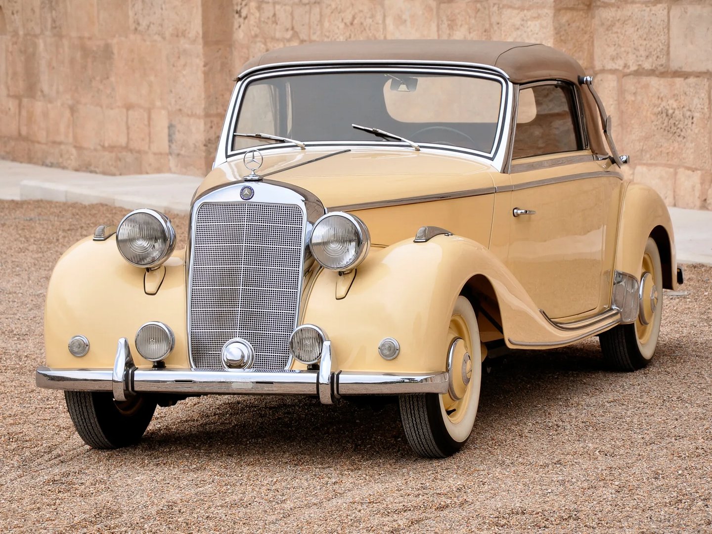 Mercedes_W191_1_generation__Cabrio__1.jpg