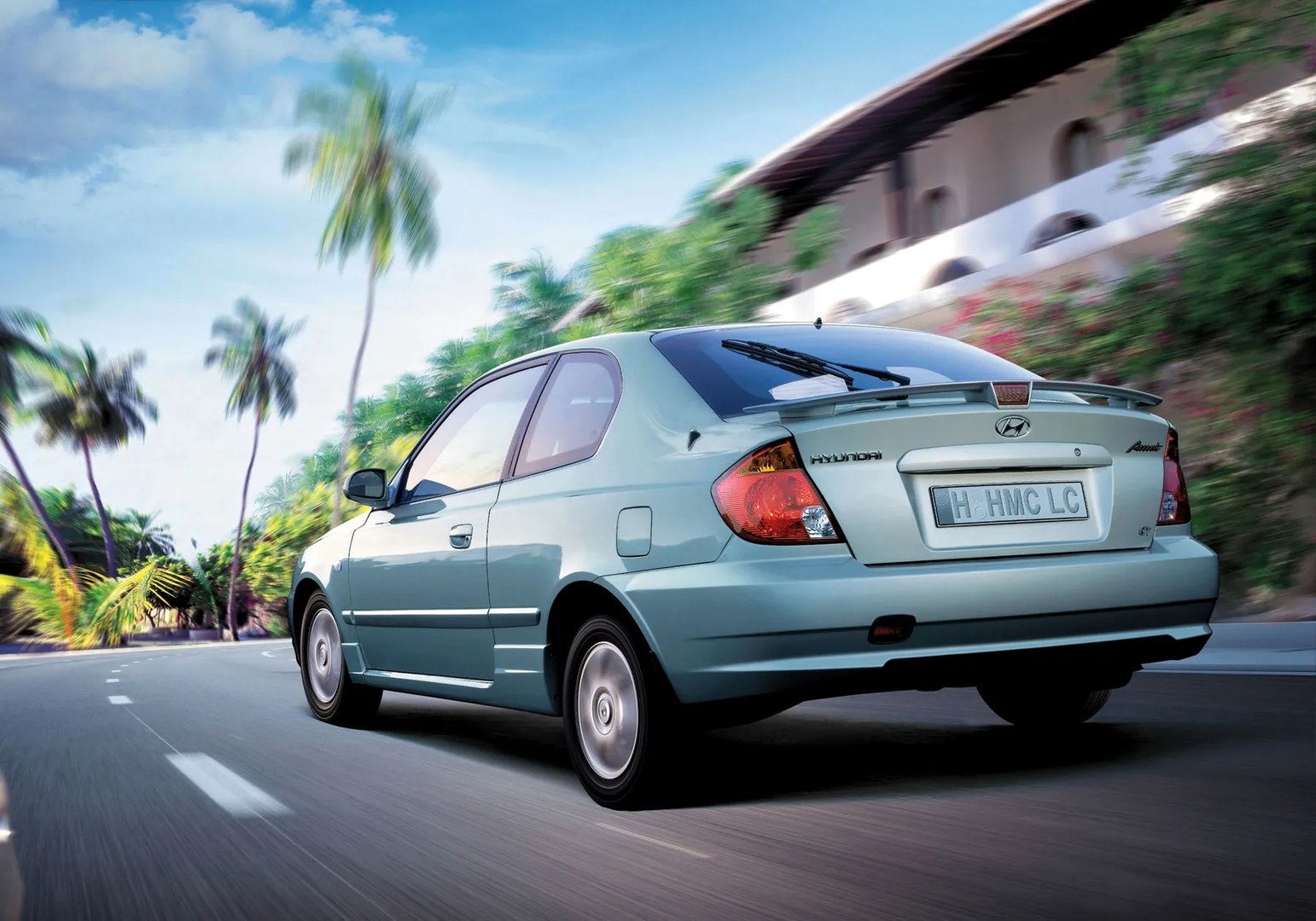 Hyundai_Accent_2_generation_restyling__Hatchback_3-door__8.jpg