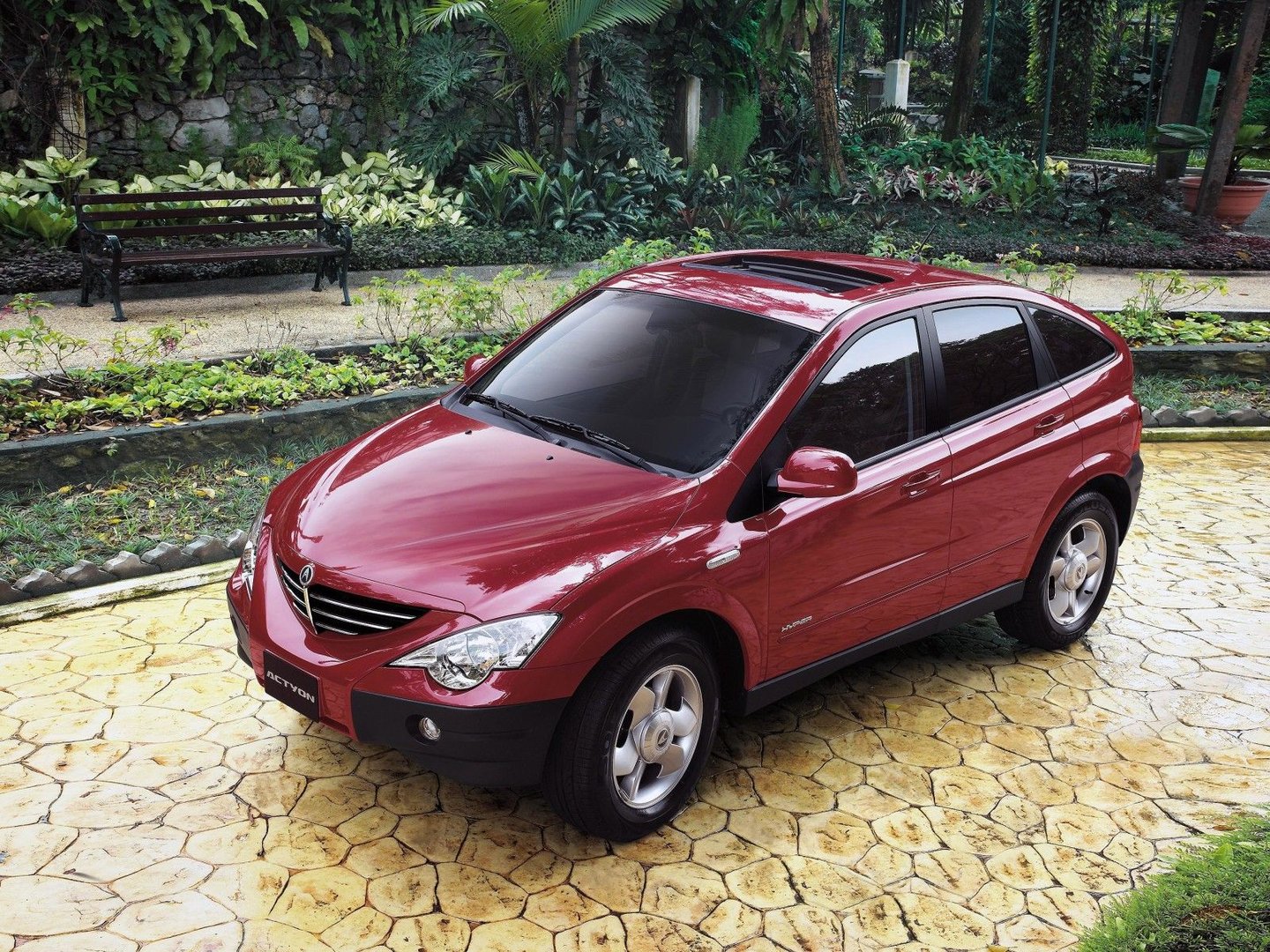 ssangyong_Actyon_1_generation__SUV_5-doors__5.jpg