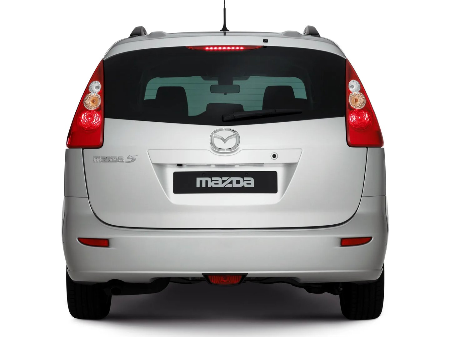 Mazda_5_1_generation__Compact_Van__4.jpg