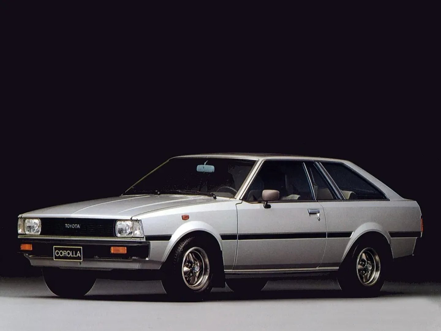 Toyota_Corolla_4_generation__Liftback__3.jpg