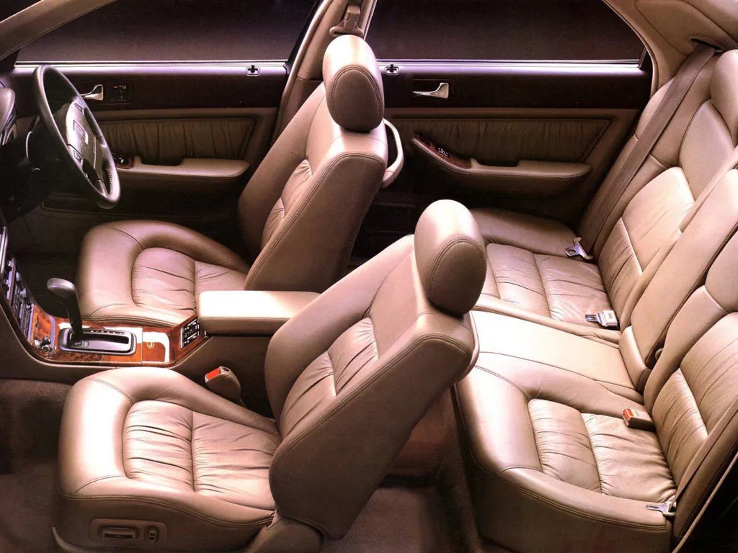 Honda_Legend_2_generation__Sedan__13.jpg