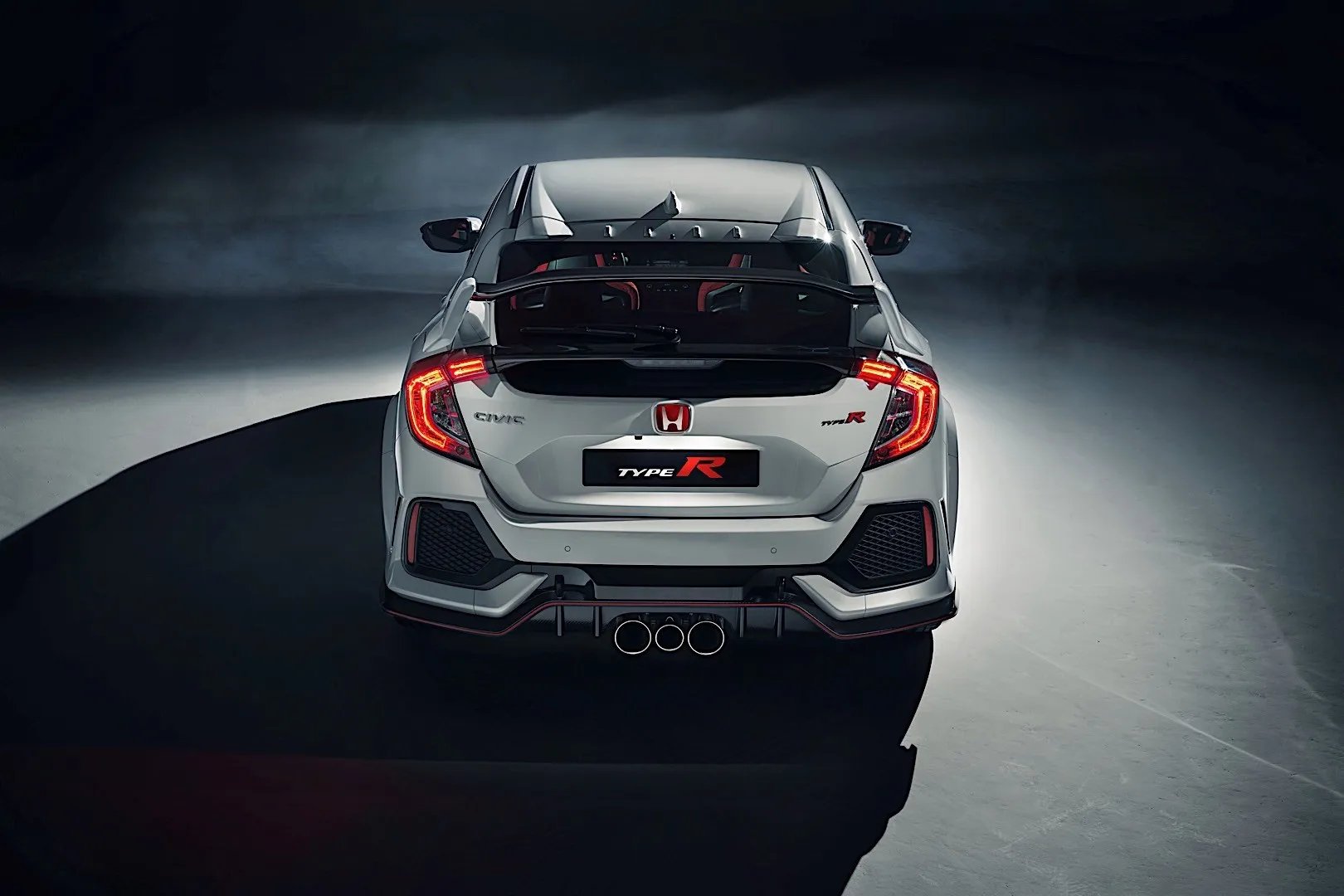 Honda_Civic_Type_R_10_generation__Hatchback_5-door__6.jpg