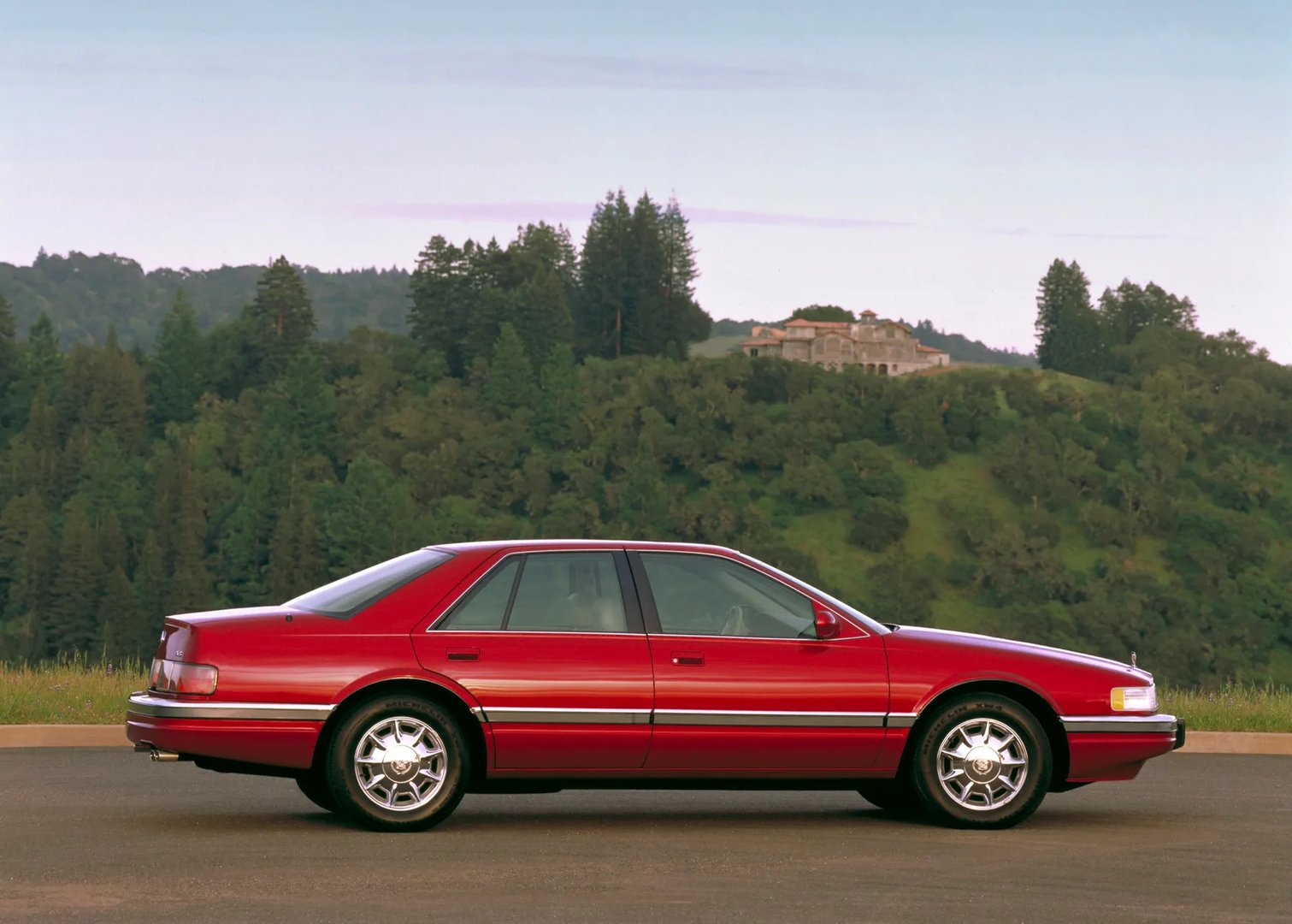 Cadillac_Seville_4_generation__Sedan__3.jpg