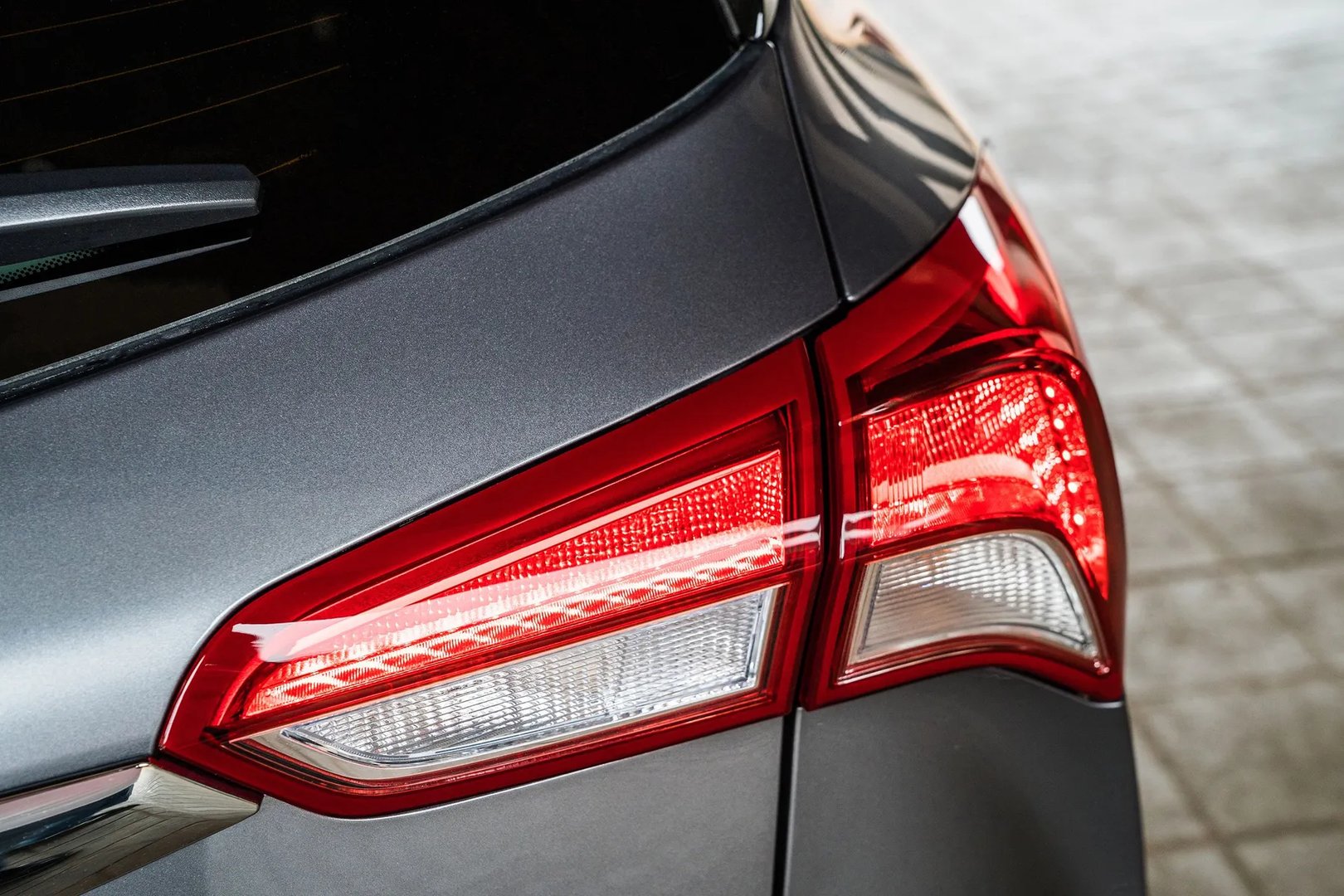 Buick_Envision_1_generation_restyling_1__SUV_5-doors__11.jpg