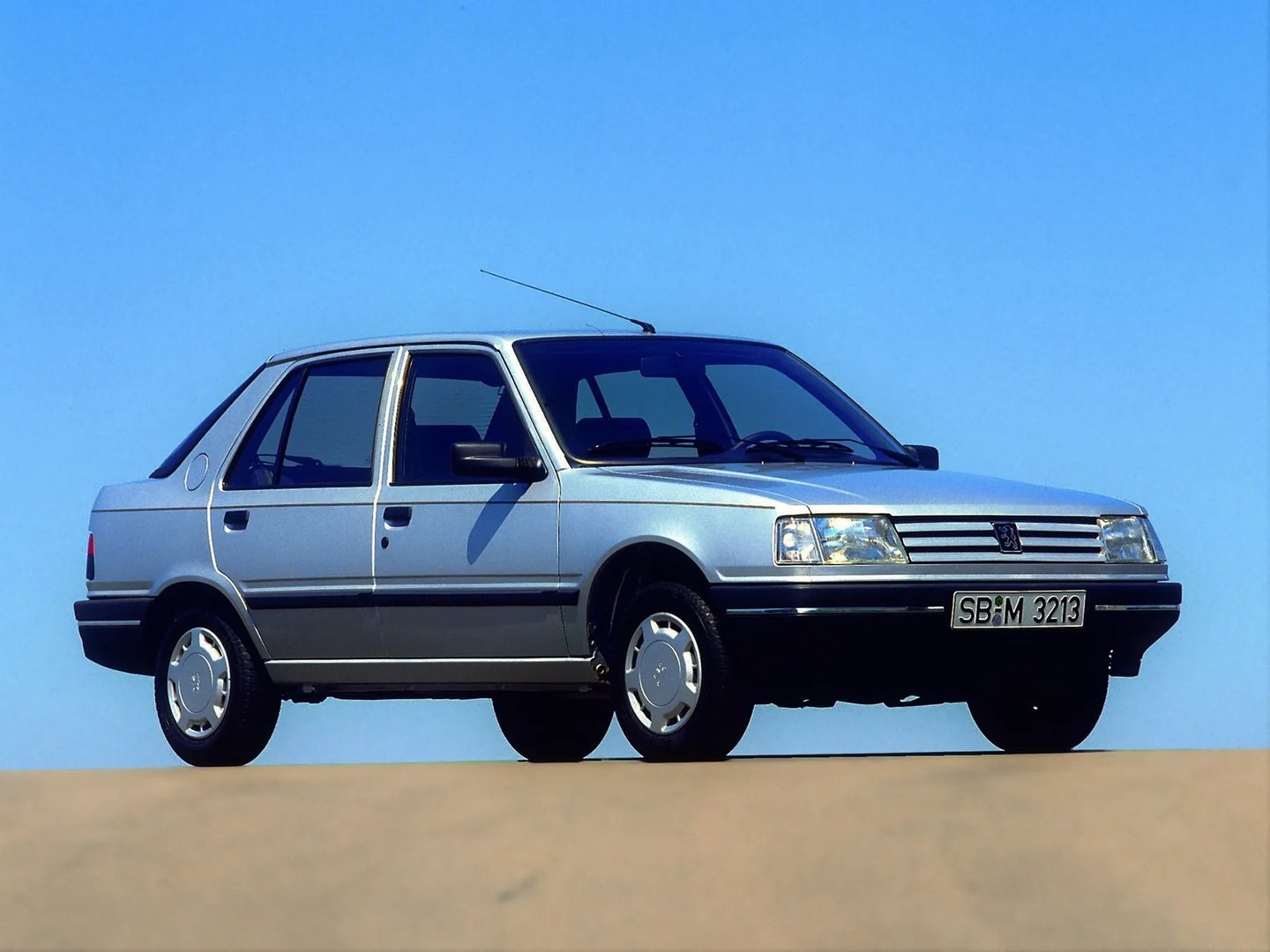 Peugeot_309_1_generation_restyling__Mini_5-doors__4.jpg