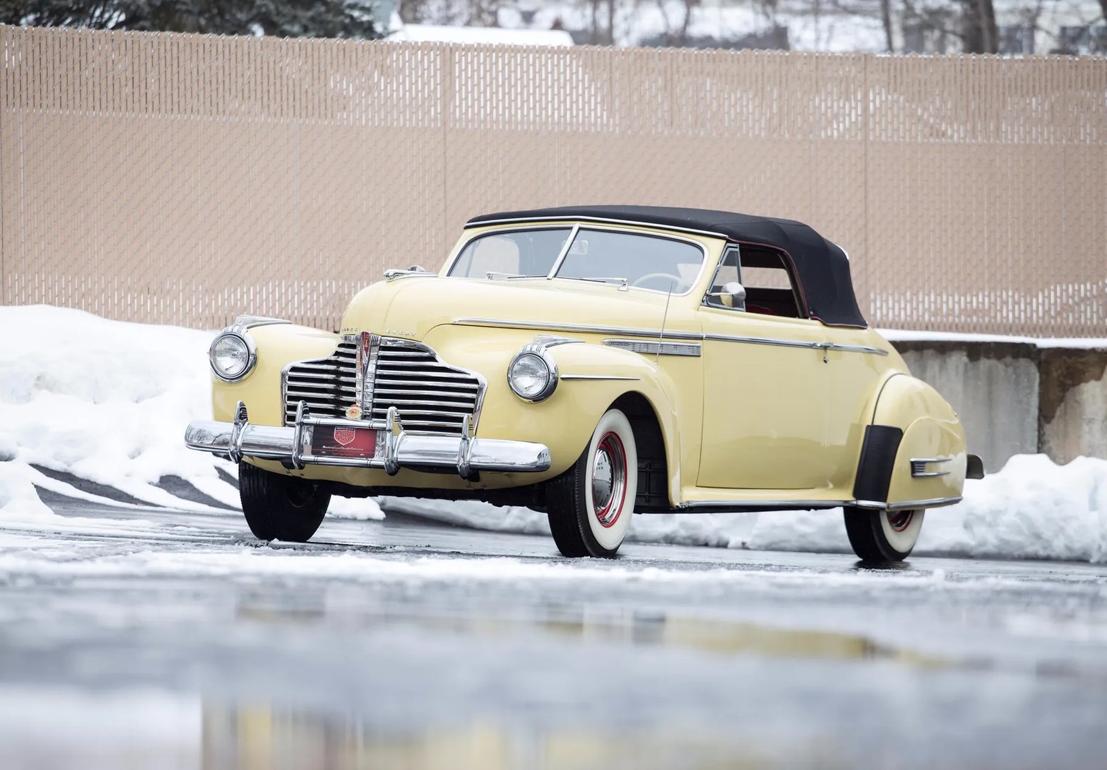 Buick_Roadmaster_3_generation__Cabrio__6.jpg