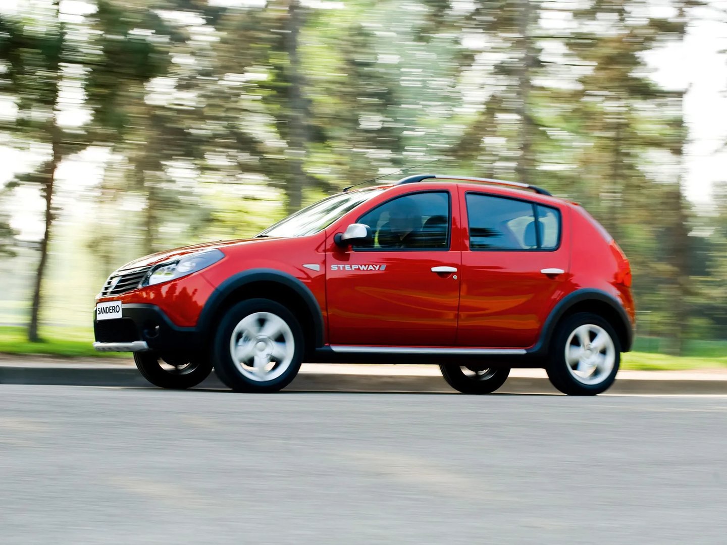 Dacia_Sandero_Stepway_1_generation__Mini_5-doors__4.jpg