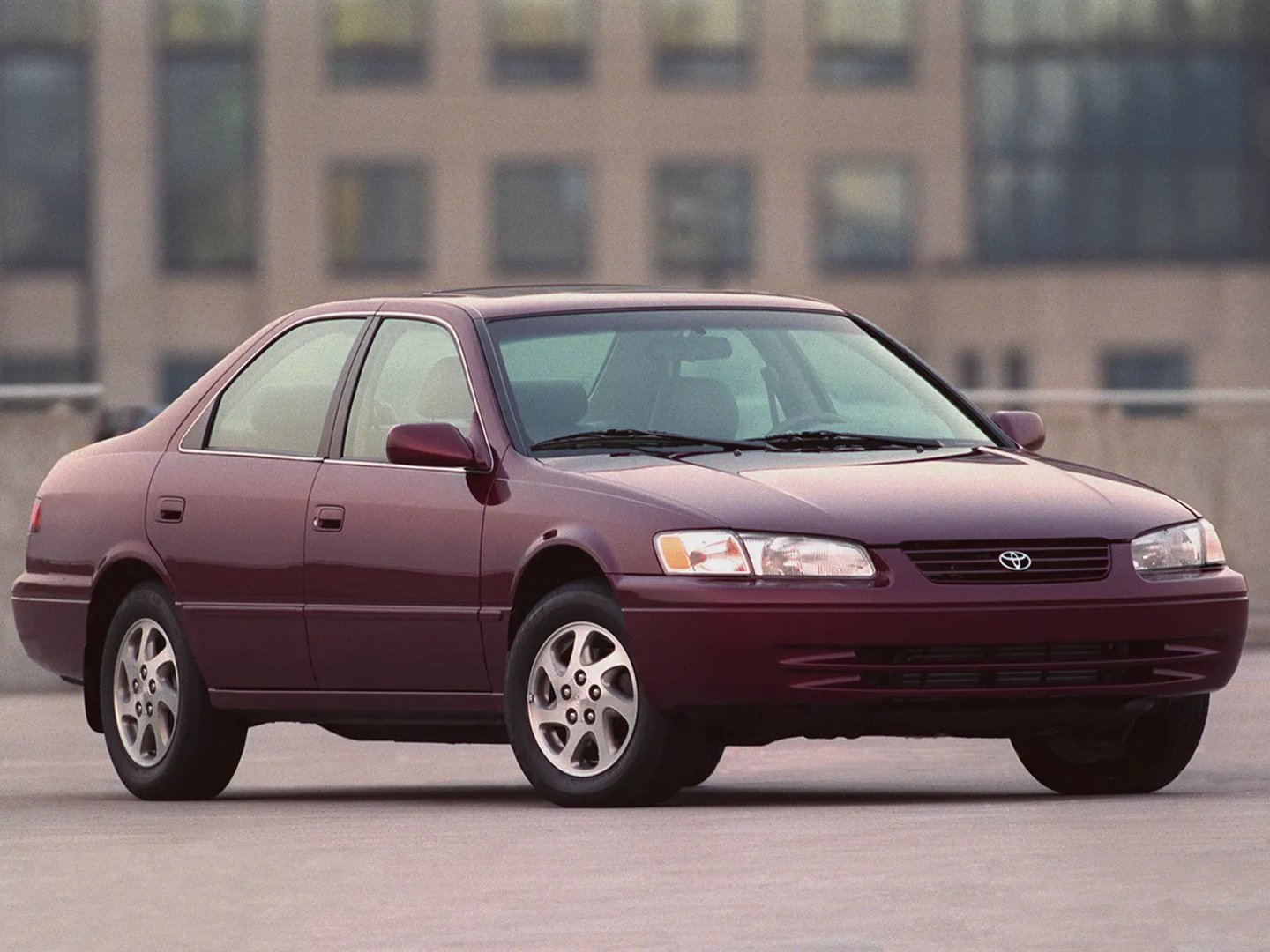 Toyota_Camry_5_generation__Sedan__5.jpg