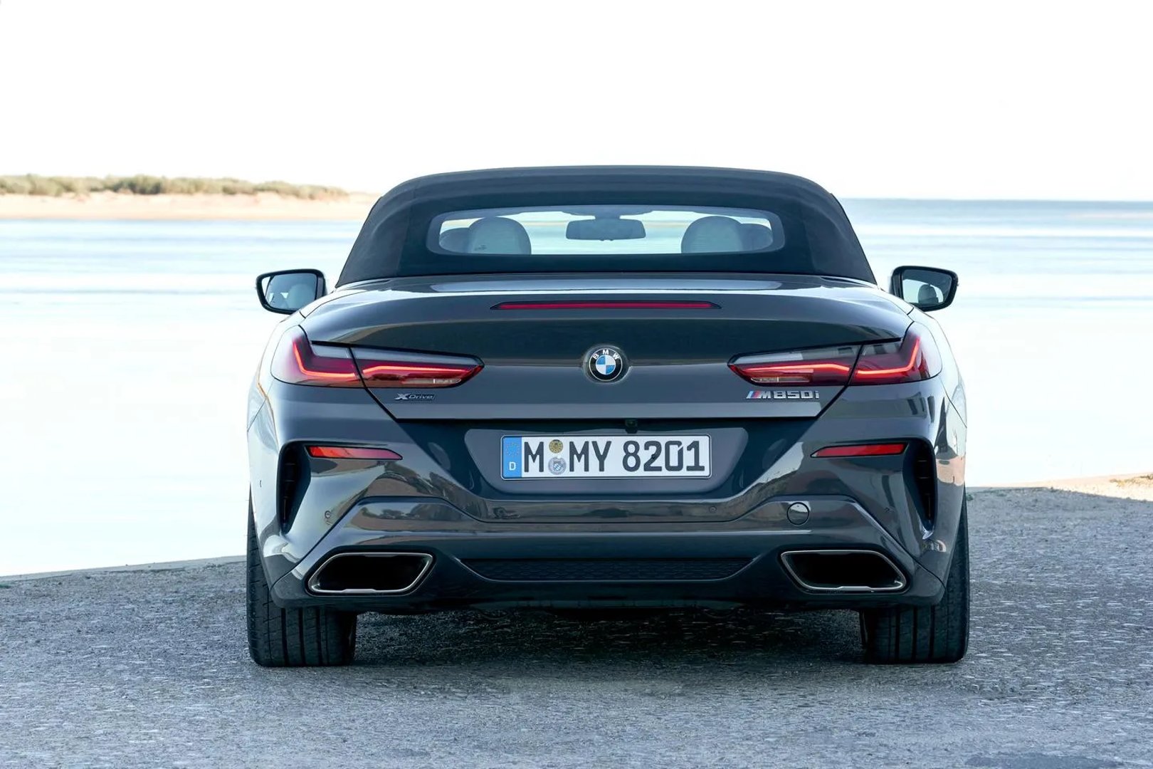 BMW_8_series_2_generation__Cabrio__12.jpg