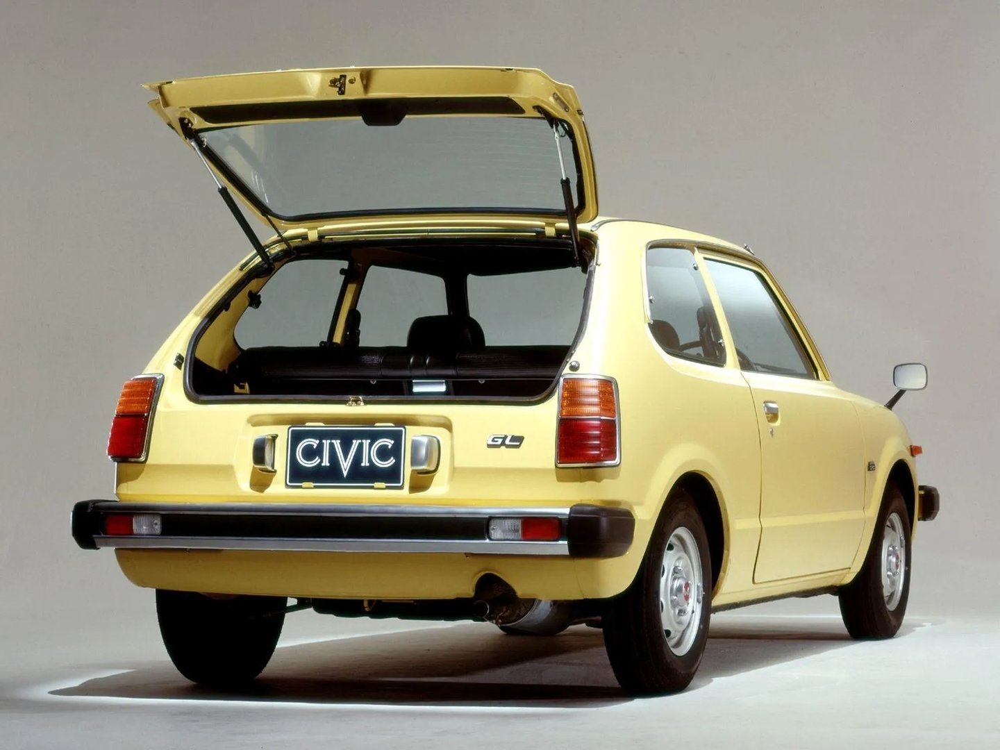 Honda_Civic_1_generation__Mini_3-doors__11.jpg