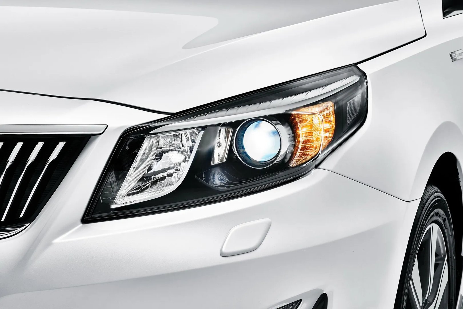 Kia_K4_1_generation_restyling_1__Sedan__7.jpg