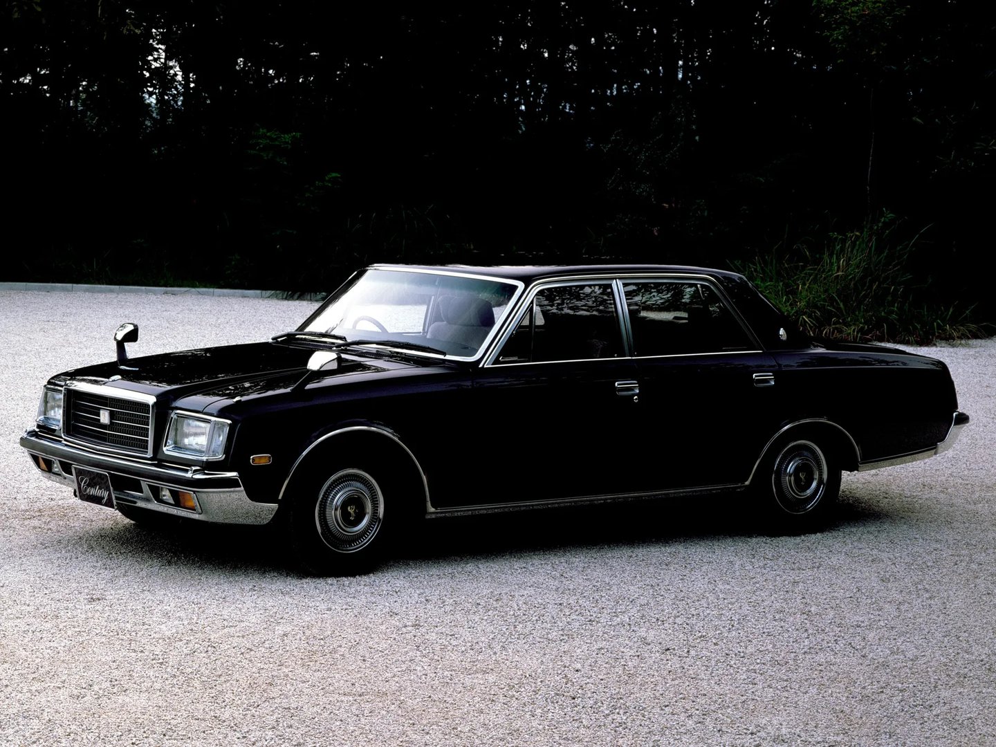 Toyota_Century_1_generation__Sedan__1.jpg