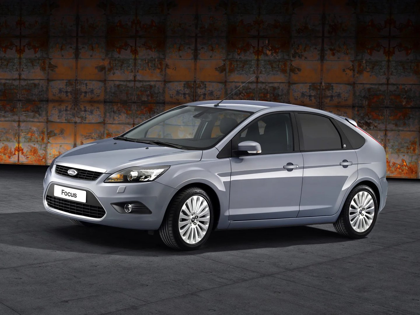 Ford_Focus_2_generation_restyling__Hatchback_5-door__10.jpg