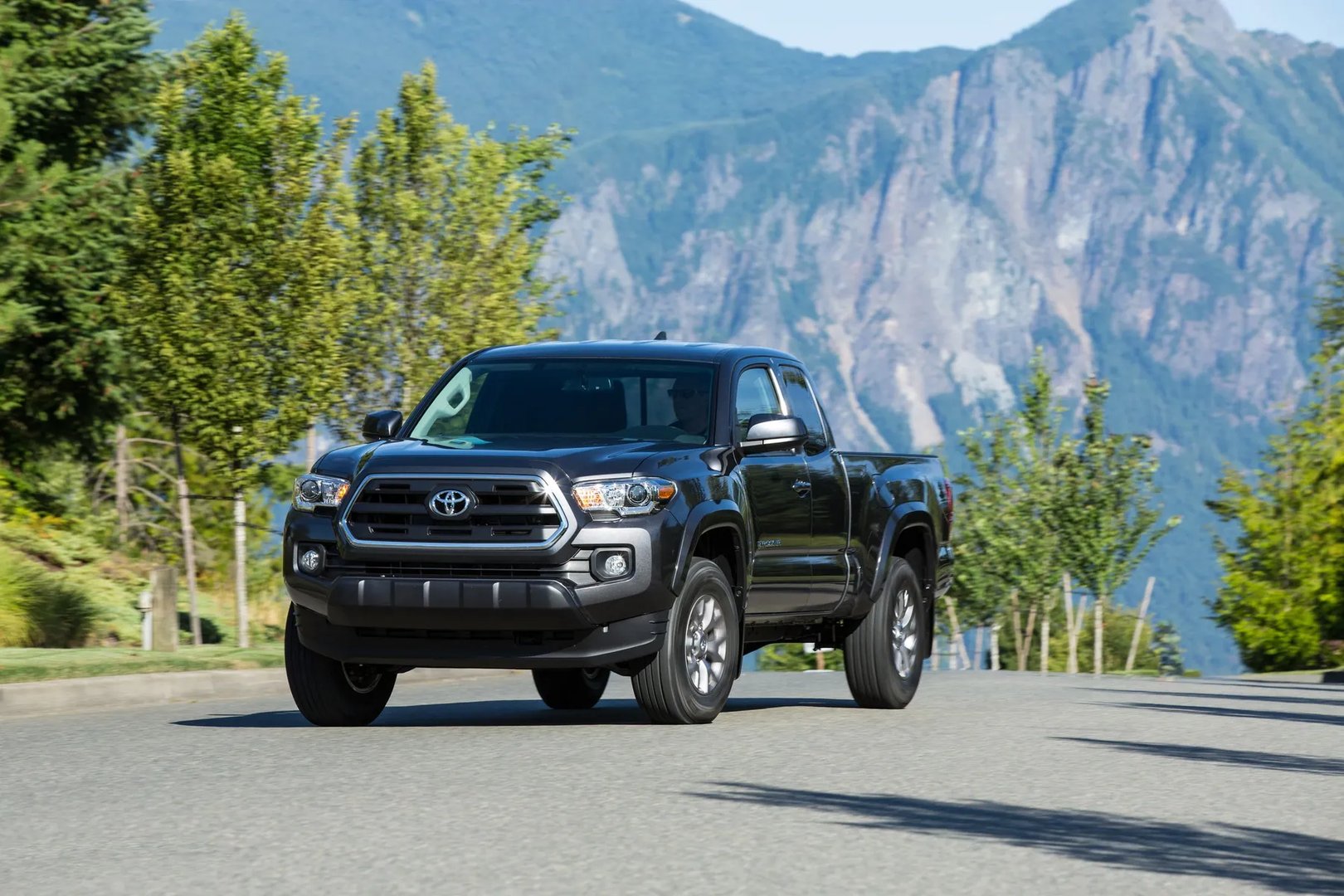 Toyota_Tacoma_3_generation__Pickup_1.5-cab__7.jpg
