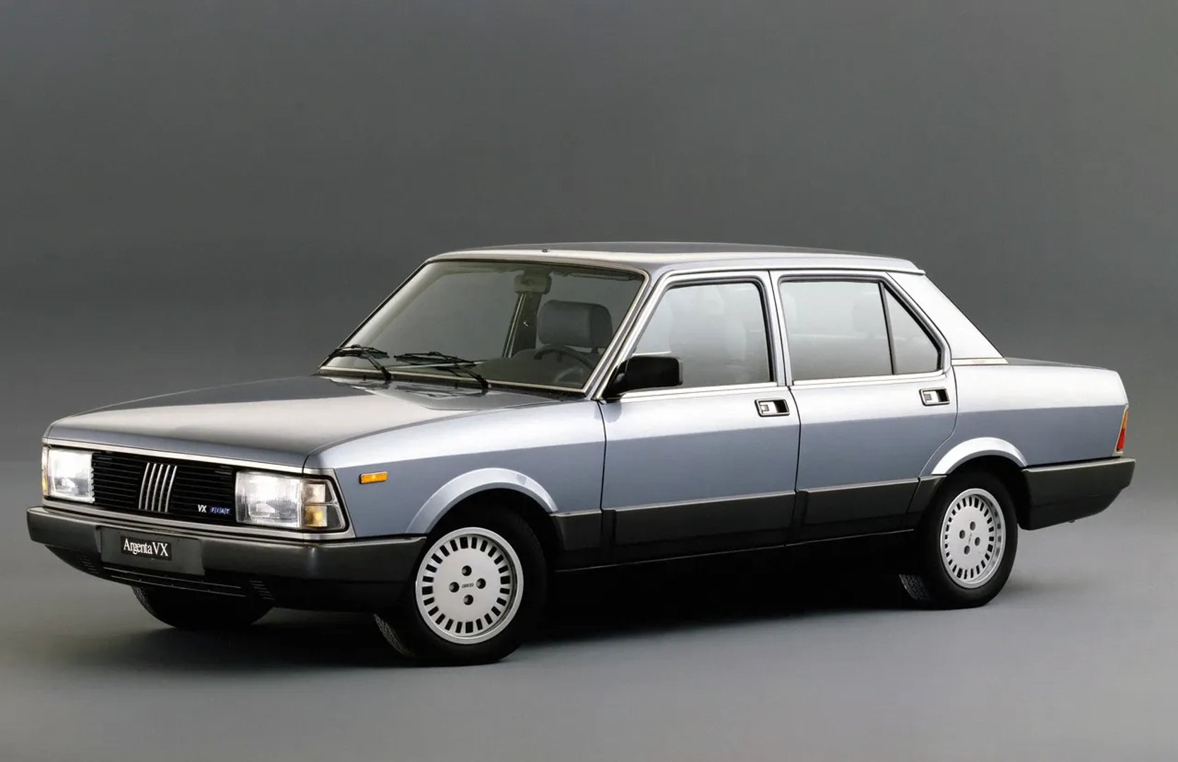 Fiat_Argenta_1_generation__Sedan__2.jpg
