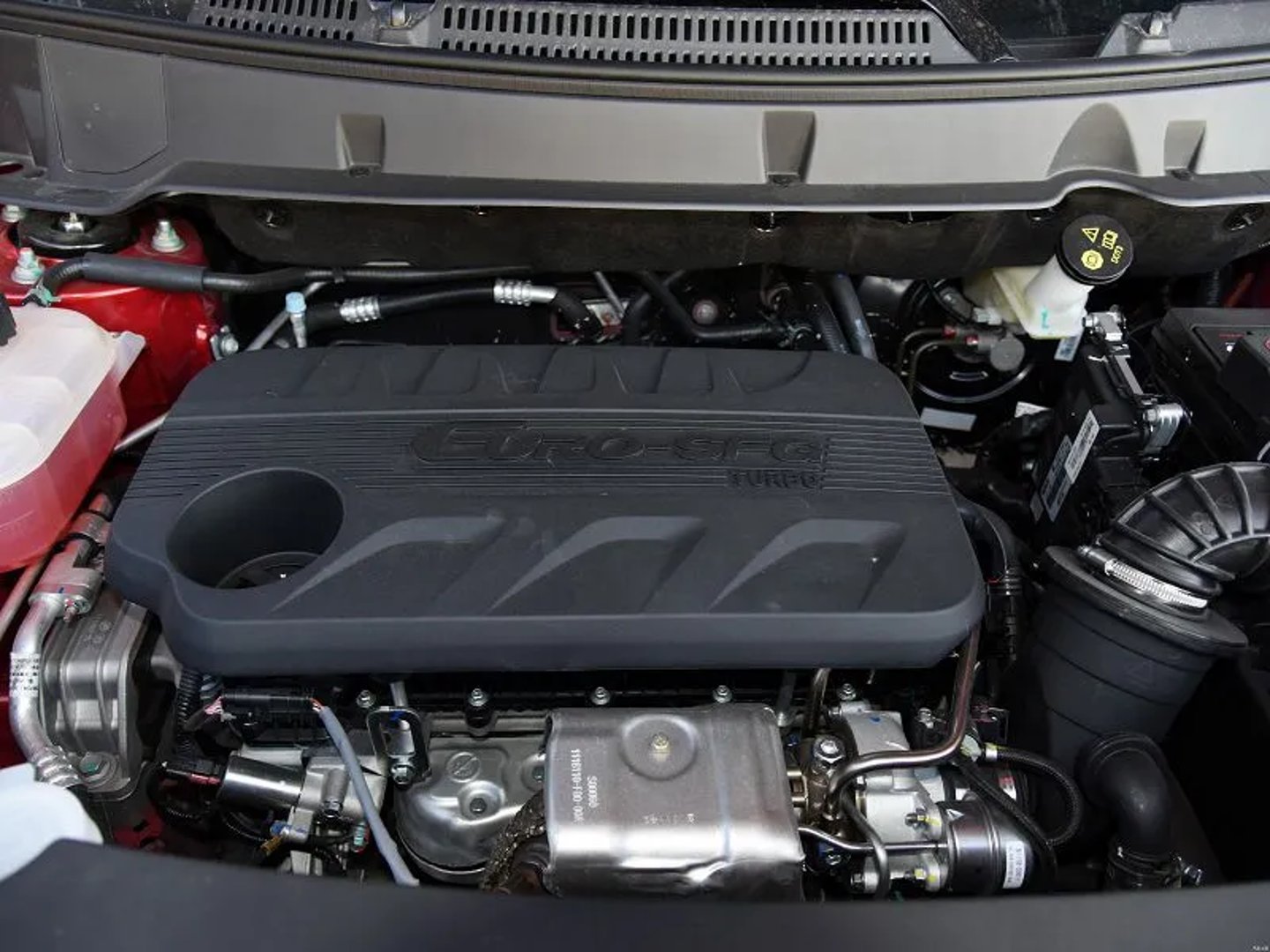 DongFeng_580_1_generation_restyling__SUV_5-doors__8.jpg