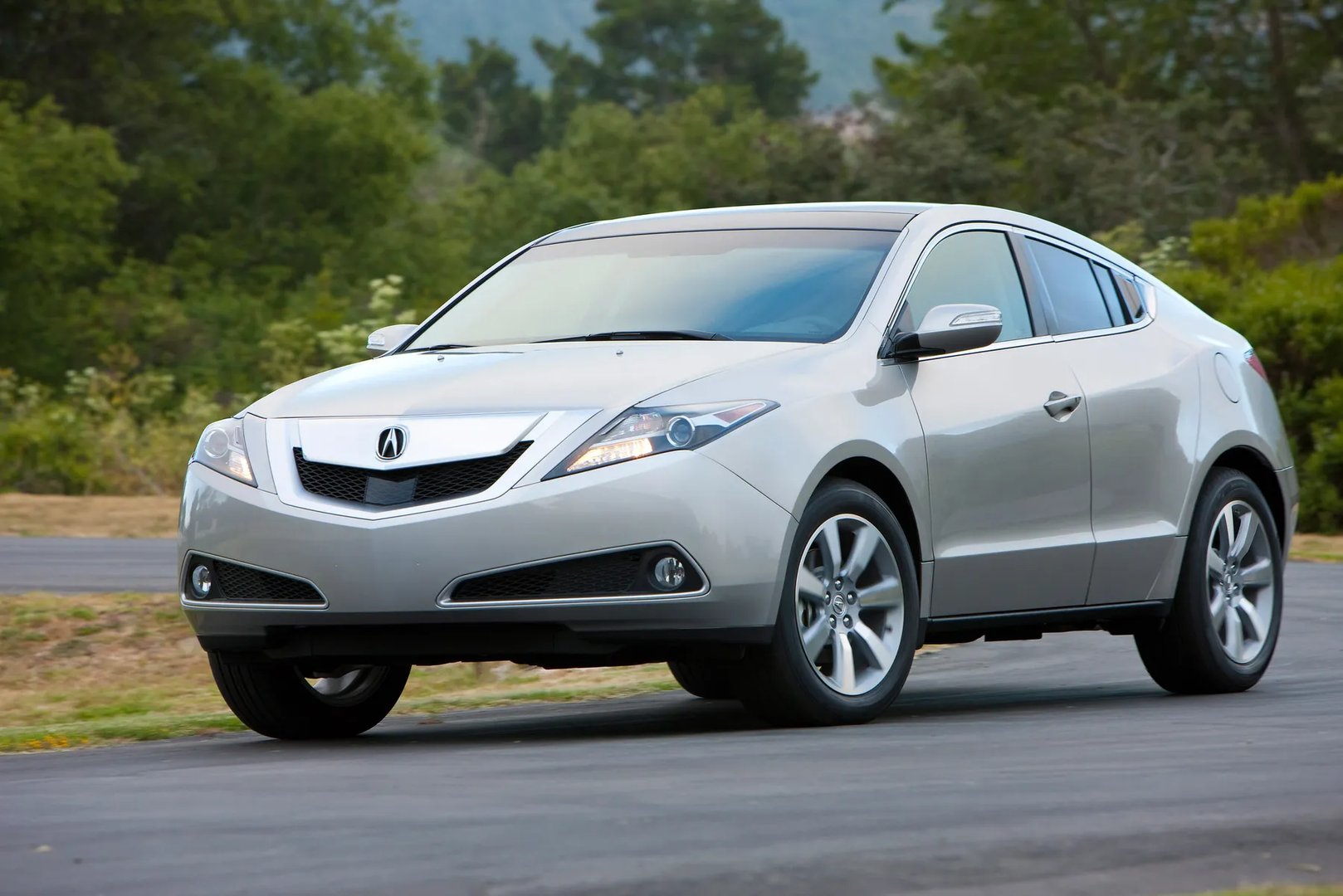 Acura_ZDX_1_generation__SUV_Coupe__6.jpg