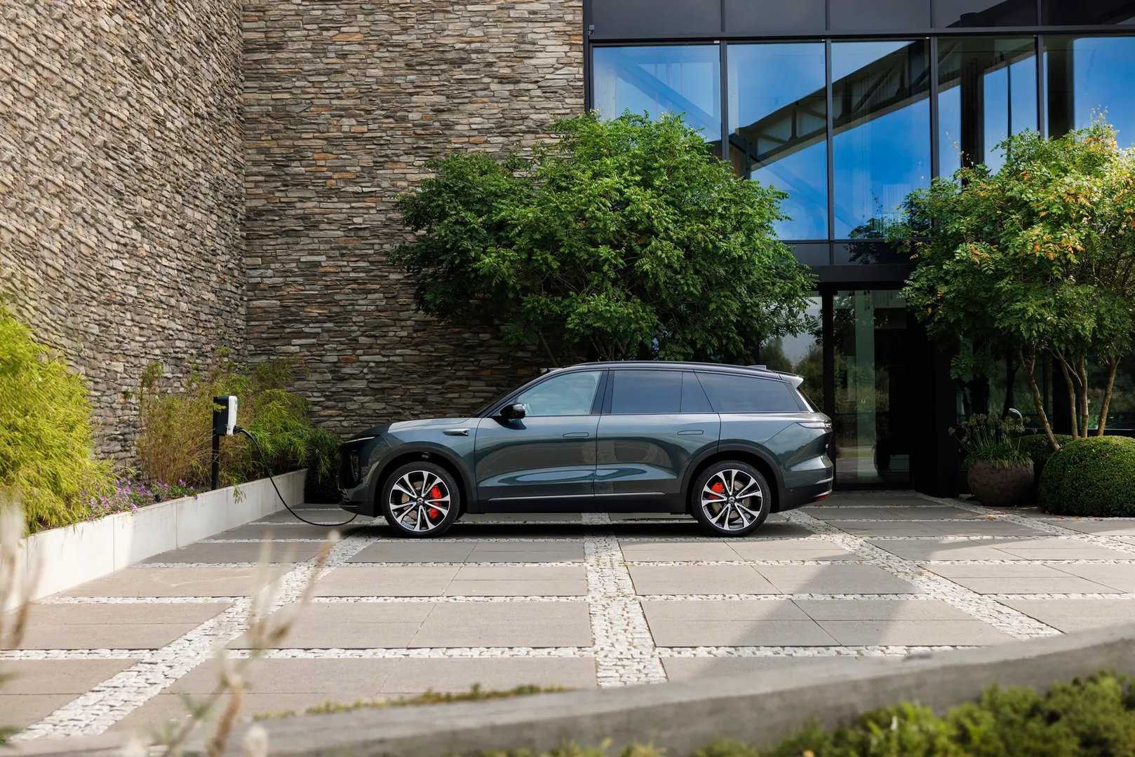 nio_EL8_1_generation__SUV_5-doors__5.jpg