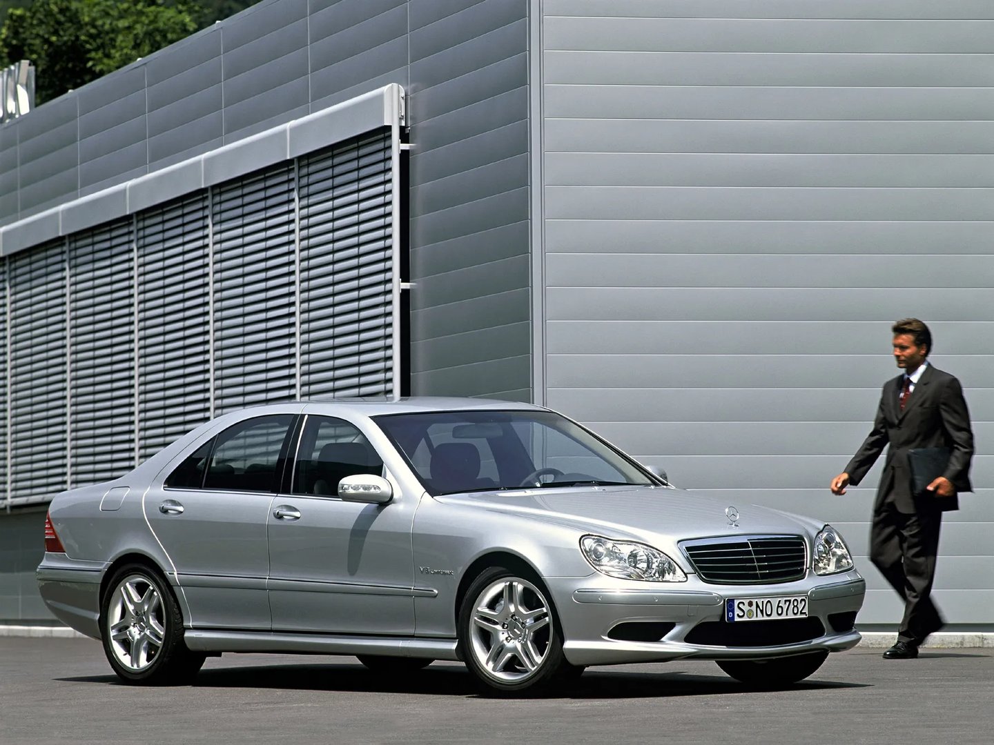 Mercedes_S-Class_AMG_1_generation_restyling__Sedan__4.jpg