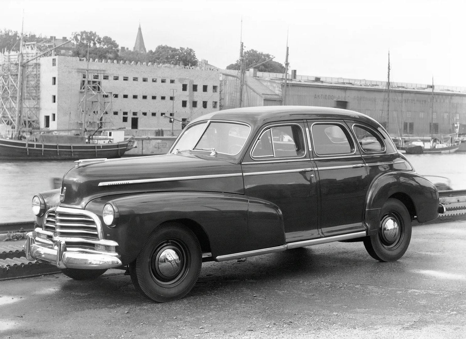 Chevrolet Fleetmaster 1 generation  Sedan