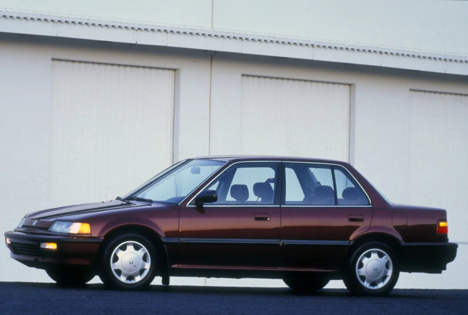 Honda_Civic_4_generation_restyling__Sedan__5.jpg