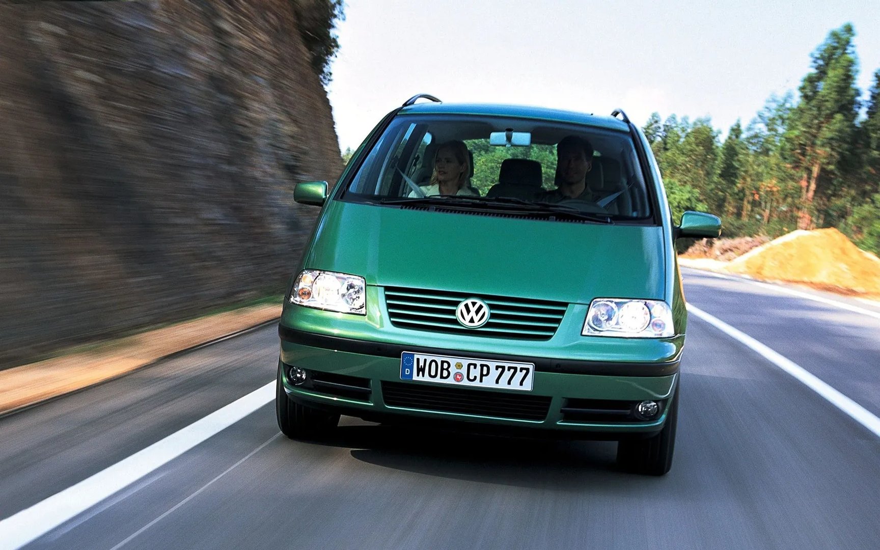 Volkswagen_Sharan_1_generation_restyling__Minivan__4.jpg