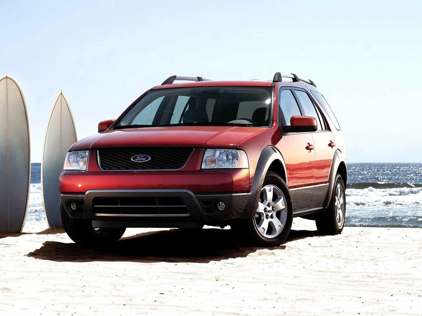 Ford_Freestyle_1_generation__SUV_5-doors__1.jpg