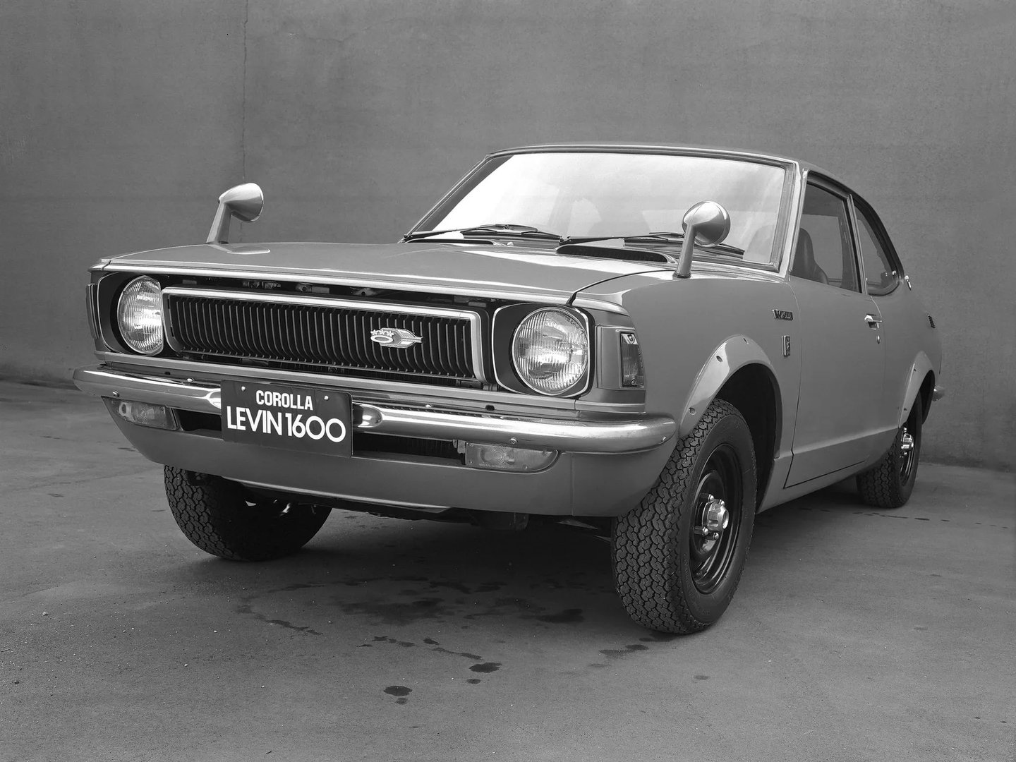 Toyota_Corolla_Levin_1_generation__Coupe__4.jpg