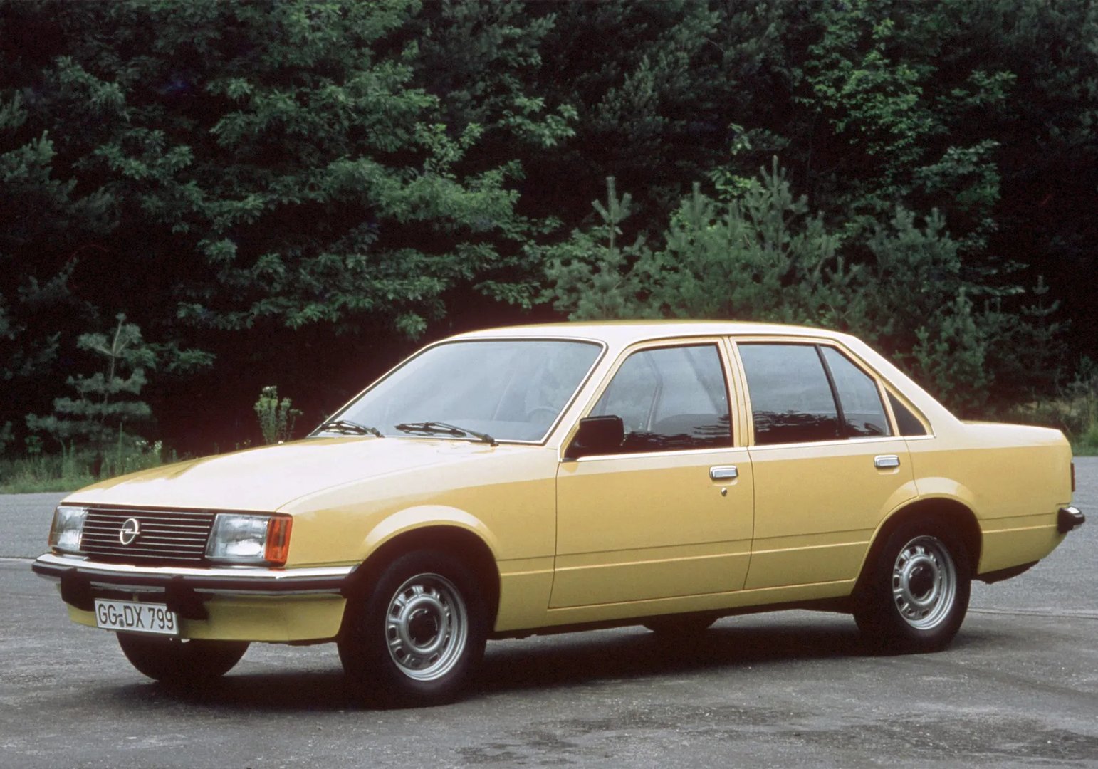 Opel Rekord 5 generation  Sedan