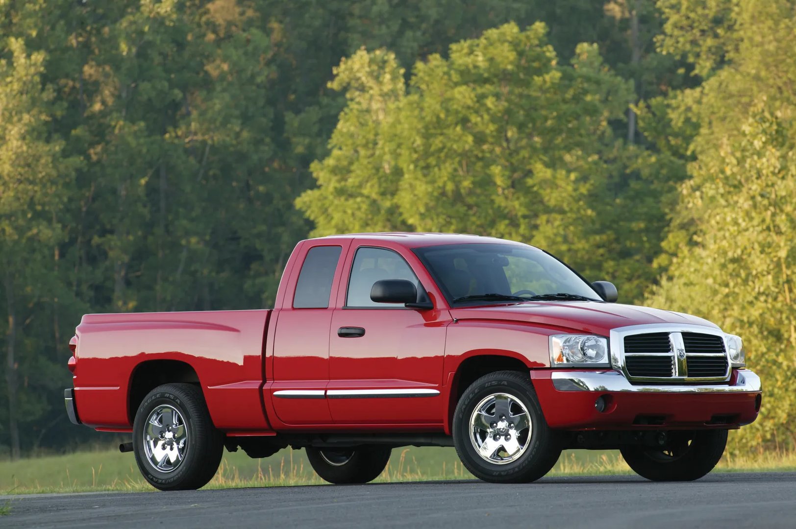 Dodge_Dakota_3_generation__Pickup_1.5-cab__1.jpg