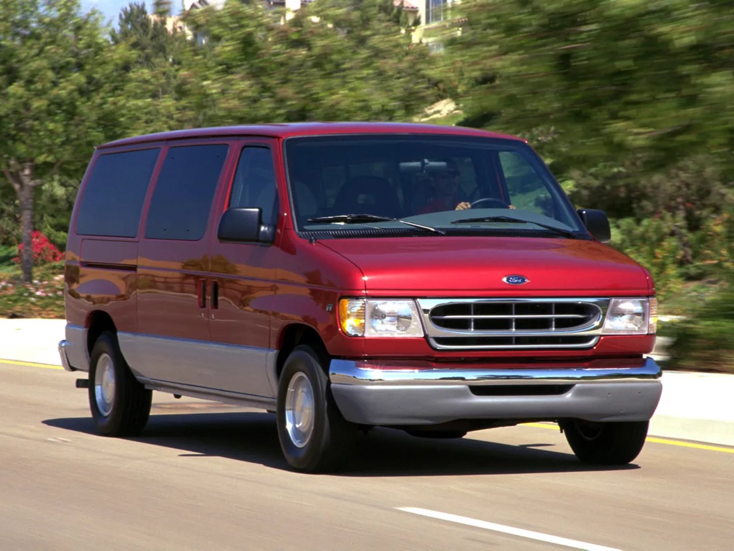 Ford Econoline 4 generation, restyling 1  Minivan