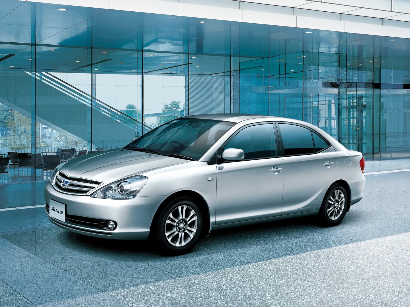 1 generation, restyling 