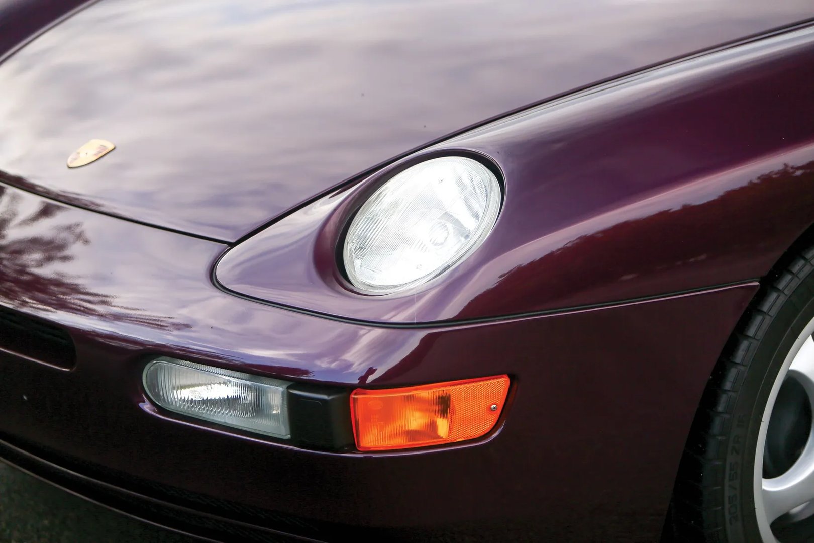 Porsche_968_1_generation__Coupe__12.jpg