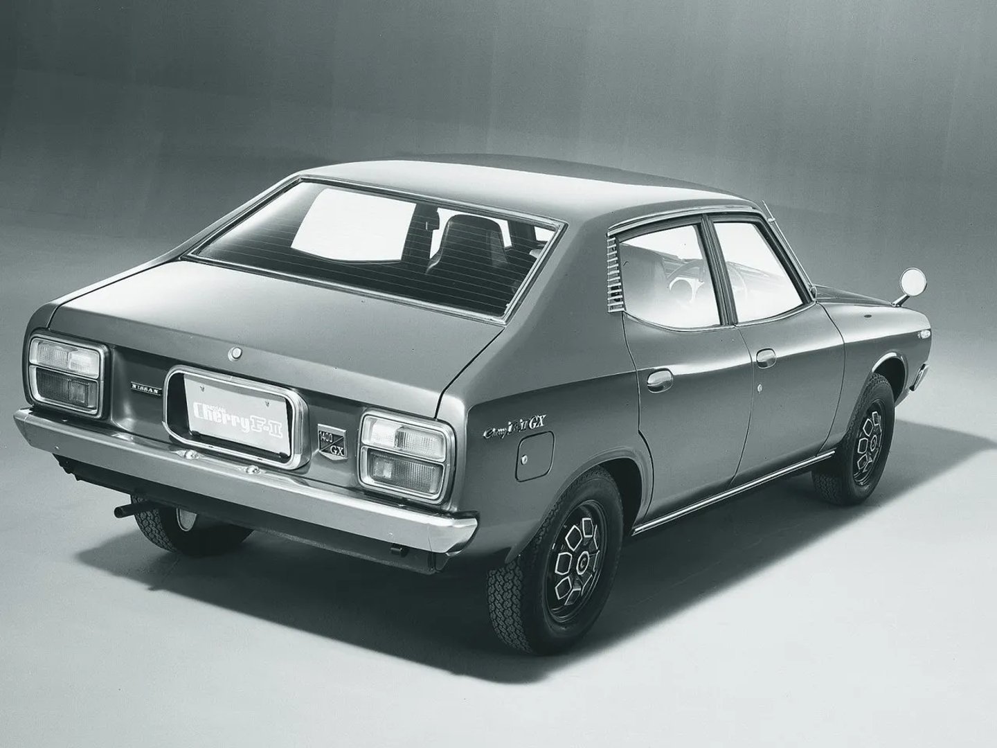 Datsun_Cherry_2_generation__Sedan__1.jpg
