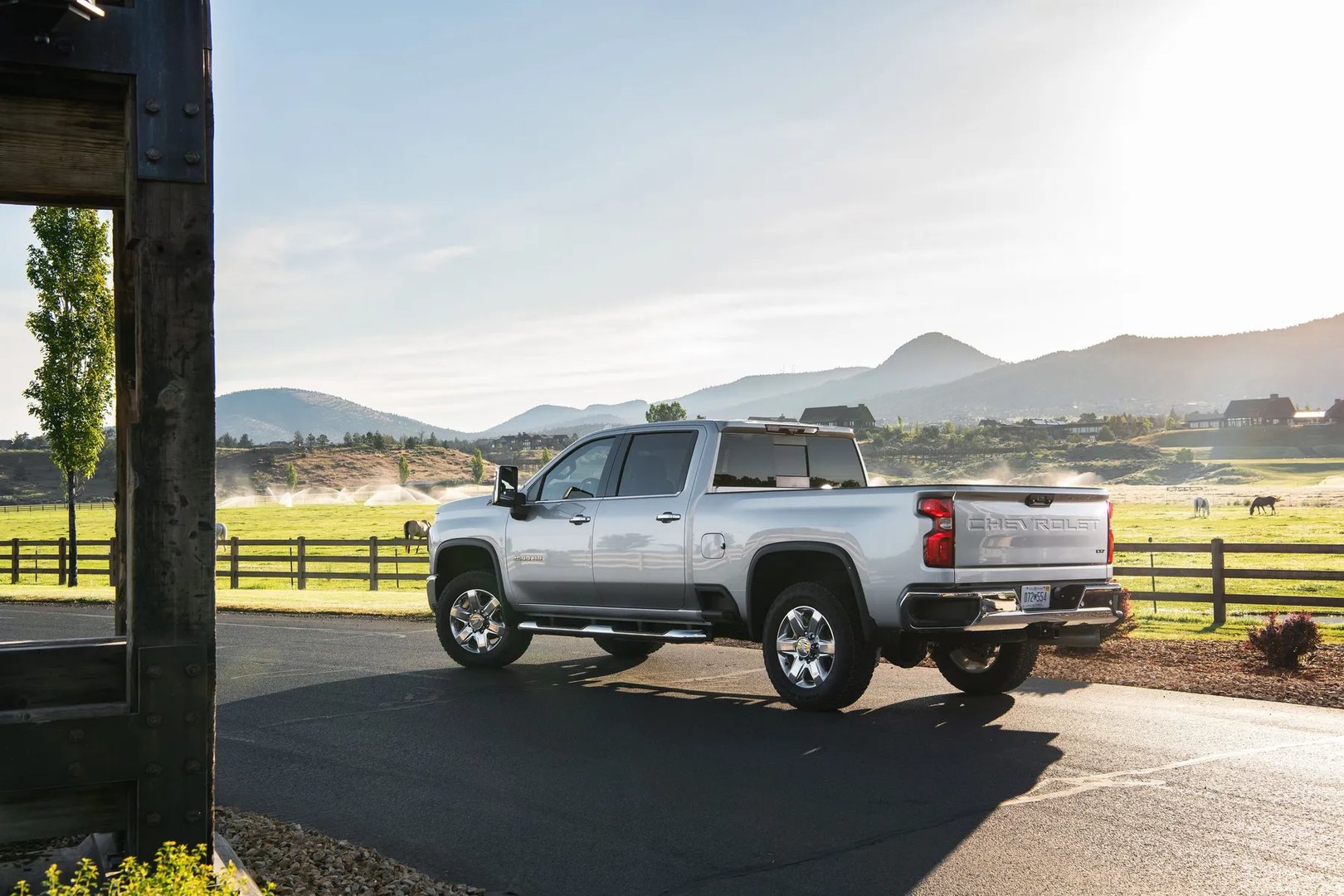 Chevrolet_Silverado_4_generation__Pickup_double-cab__5.jpg