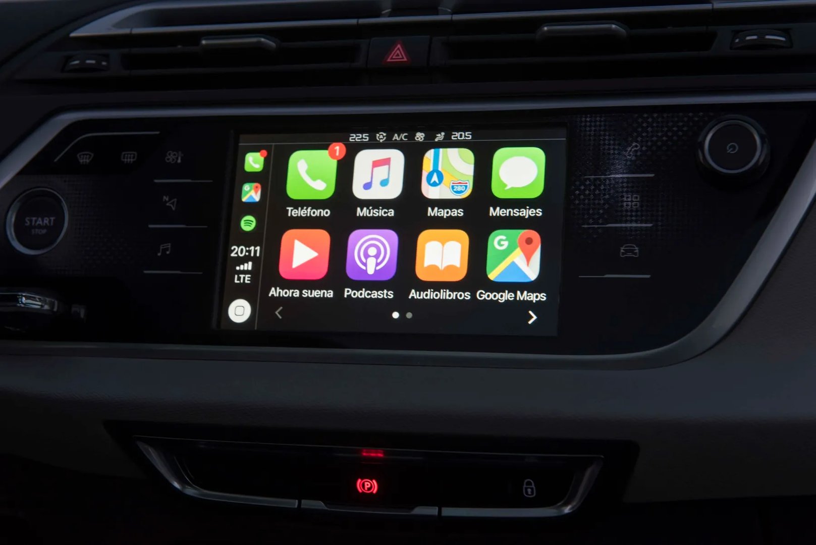 Citroen_C4_SpaceTourer_1_generation__Compact_Van__4.jpg
