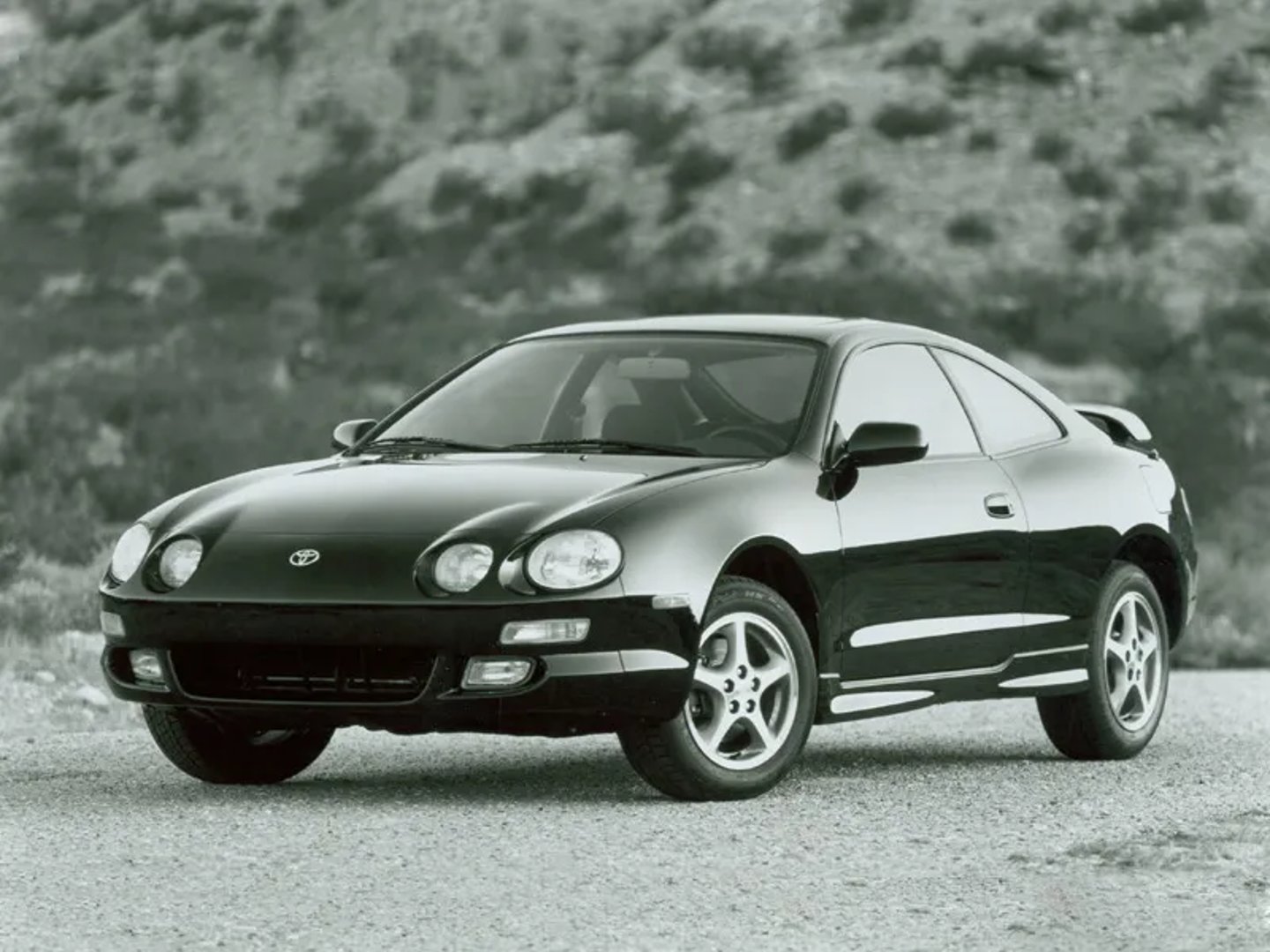 Toyota_Celica_6_generation_restyling__Hatchback_3-door__2.jpg