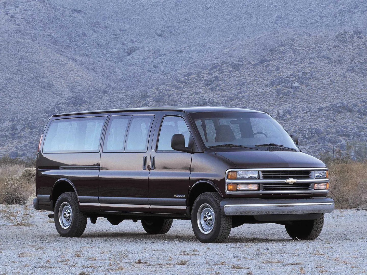 Chevrolet_Express_1_generation__Minivan__3.jpg