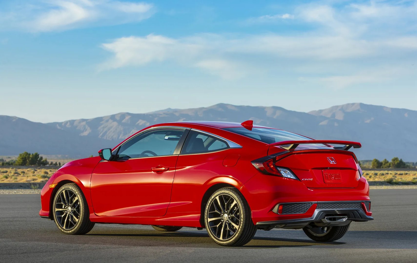 Honda_Civic_(USA)_10_generation_restyling__Coupe__2.jpg