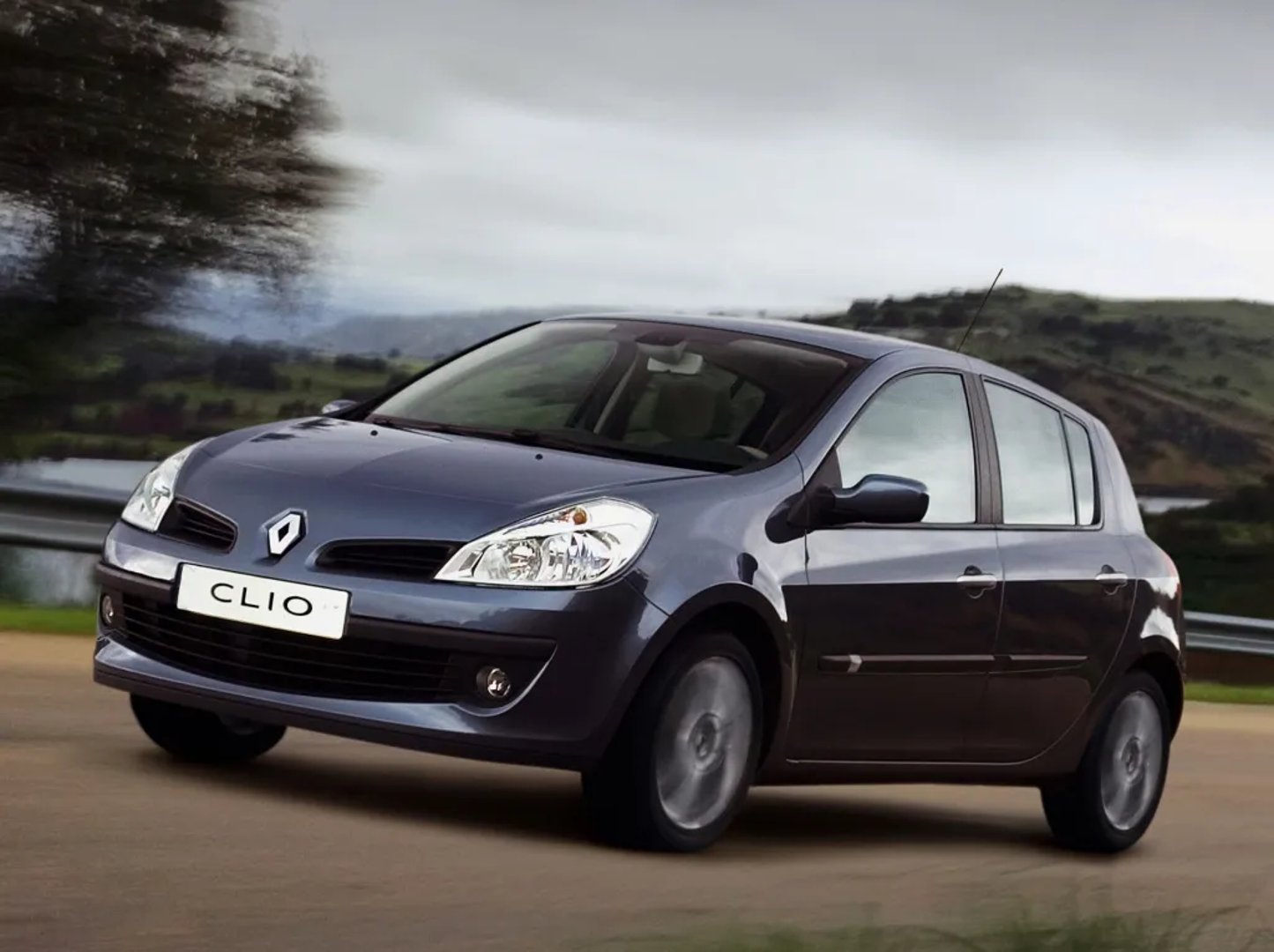 Renault_Clio_3_generation__Mini_5-doors__2.jpg