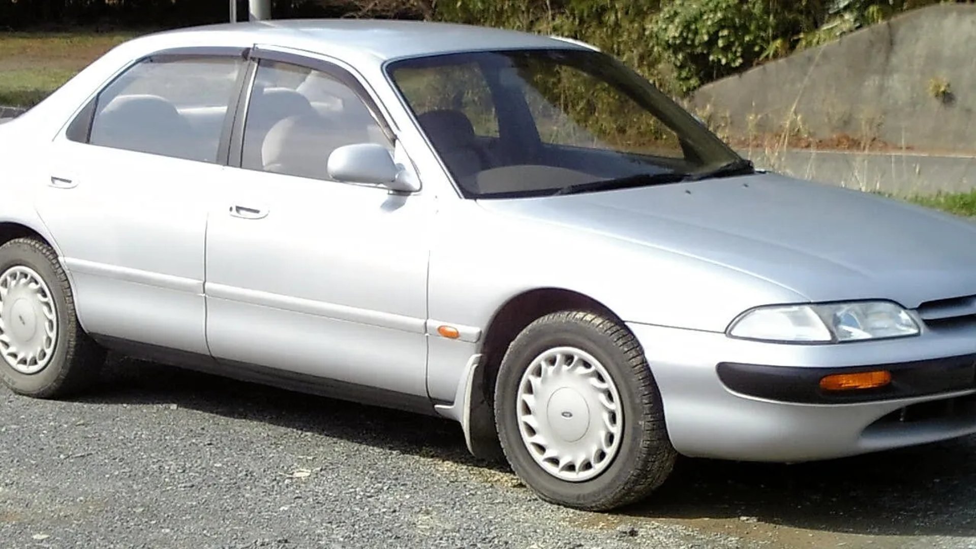 Ford_Telstar_3_generation__Sedan__1.jpg