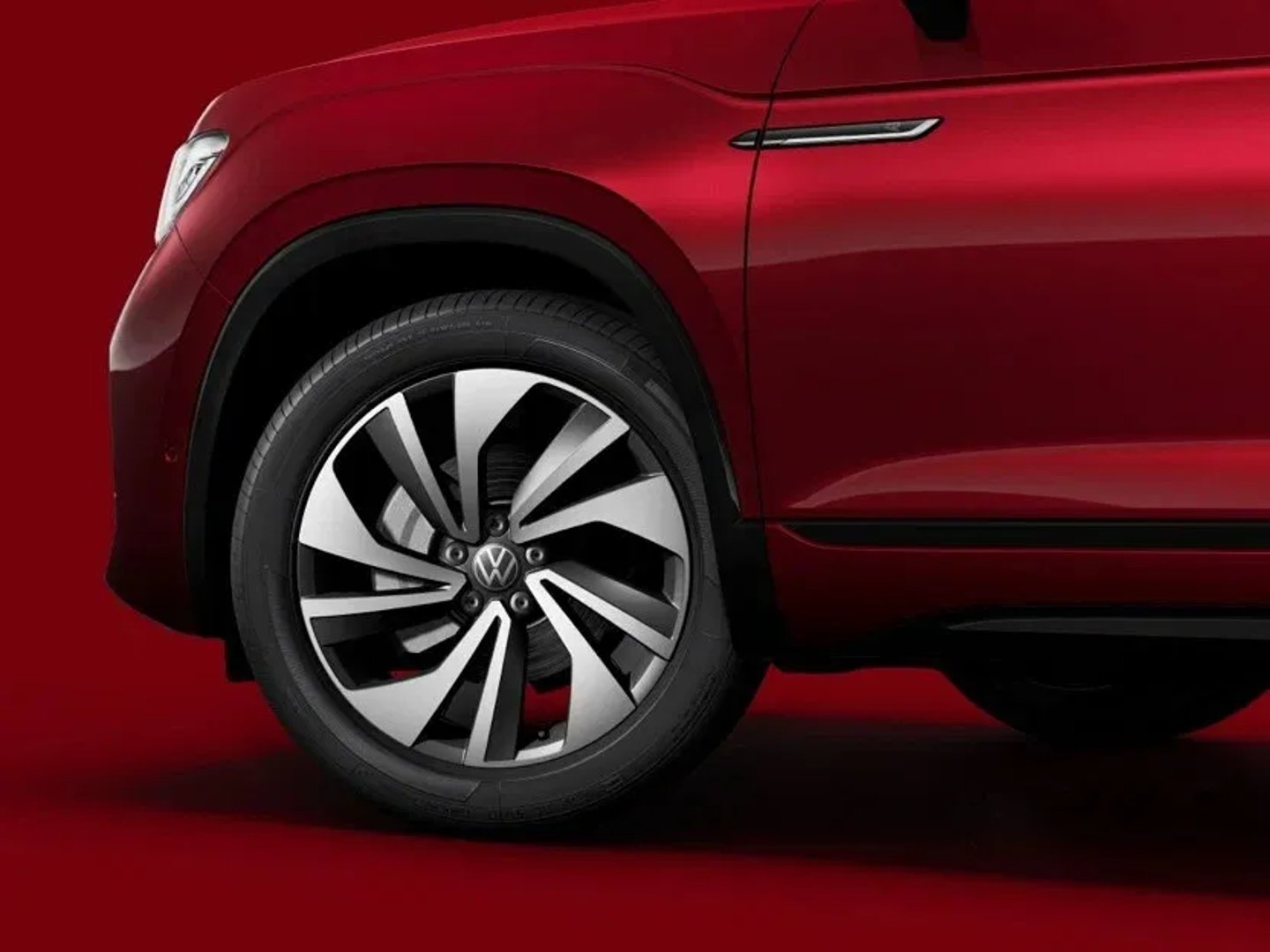 Volkswagen_Tayron_1_generation_restyling__SUV_Coupe__6.jpg