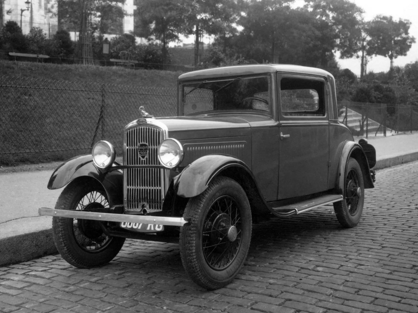 Peugeot_201_1_generation__Coupe__2.jpg